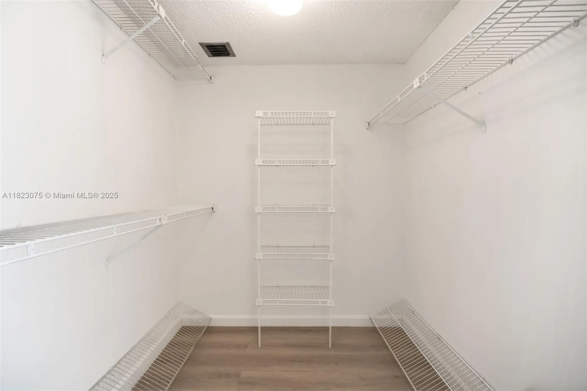 Property Slideshow image 18 of 26 | 9455 n belfort cir 211, Tamarac, FL, 33321