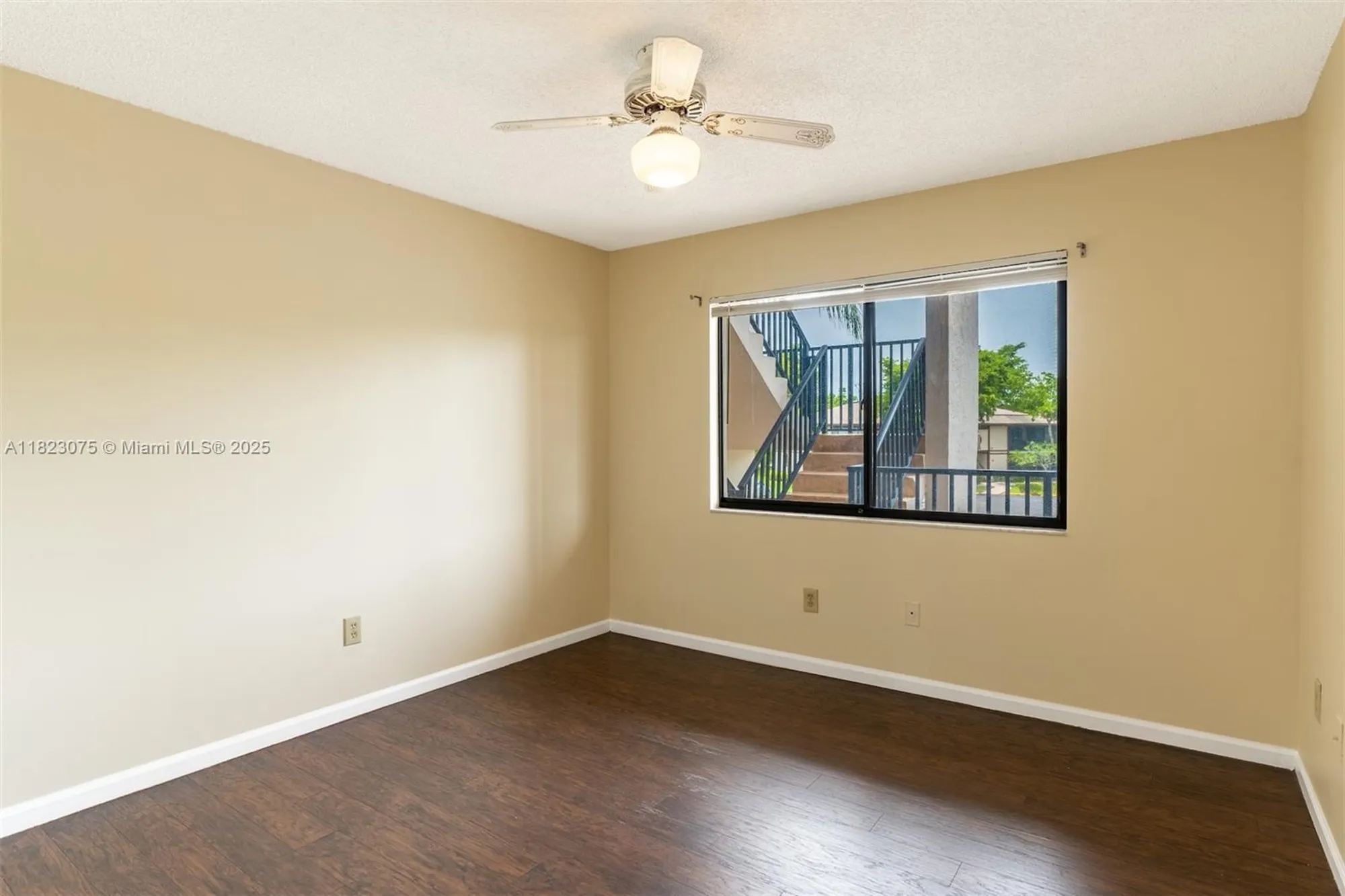 Property Slideshow image 21 of 26 | 9455 n belfort cir 211, Tamarac, FL, 33321