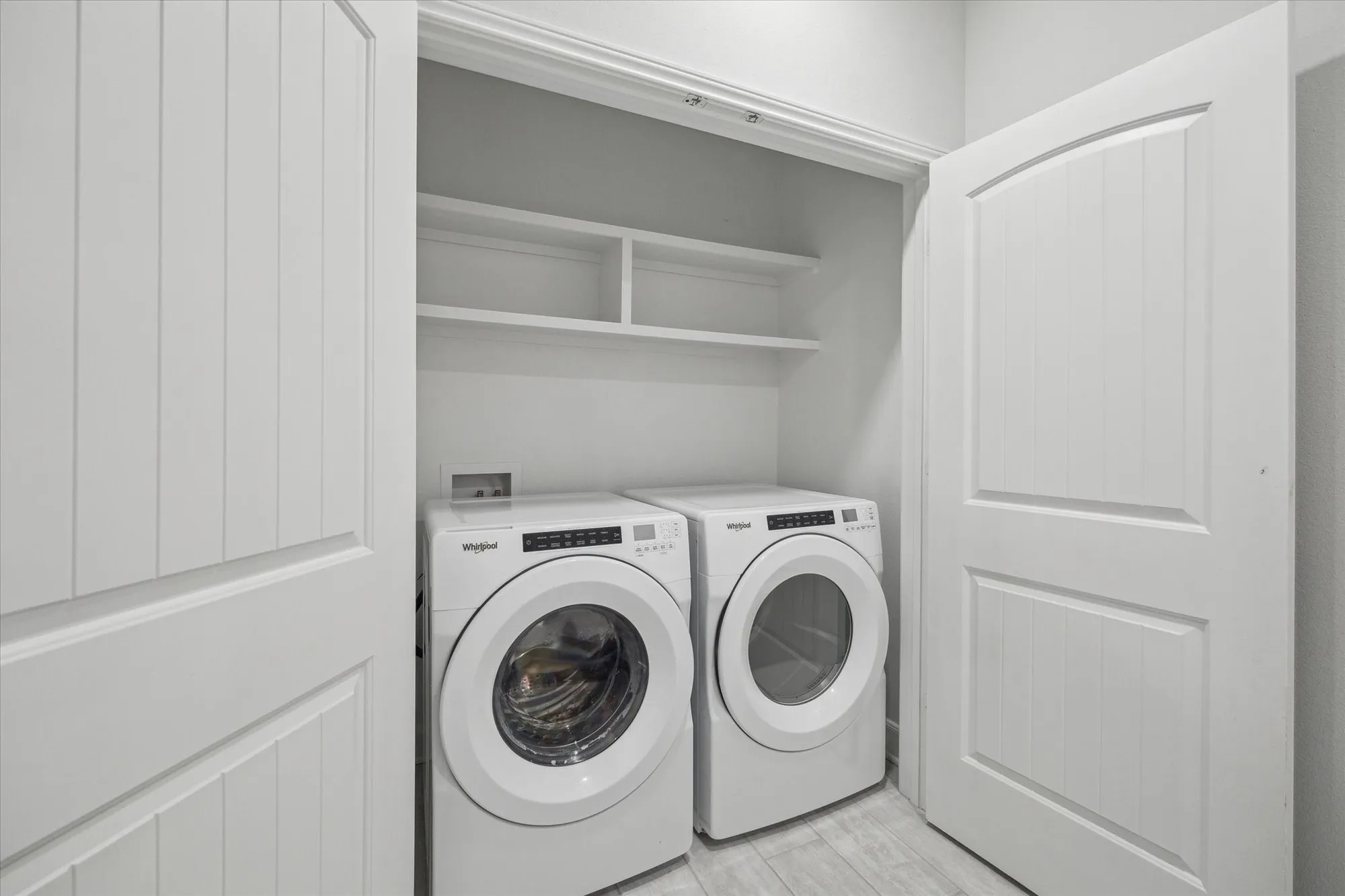 Property Slideshow image 16 of 31 | 6804 westview dr apt 1407, Houston, TX, 77055