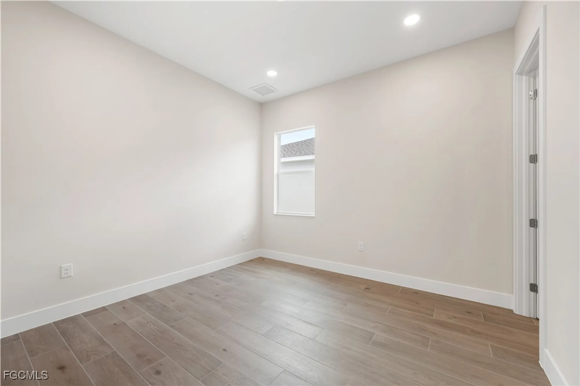 Property Slideshow image 17 of 35 | 44605 little blue heron way, Punta Gorda, FL, 33982