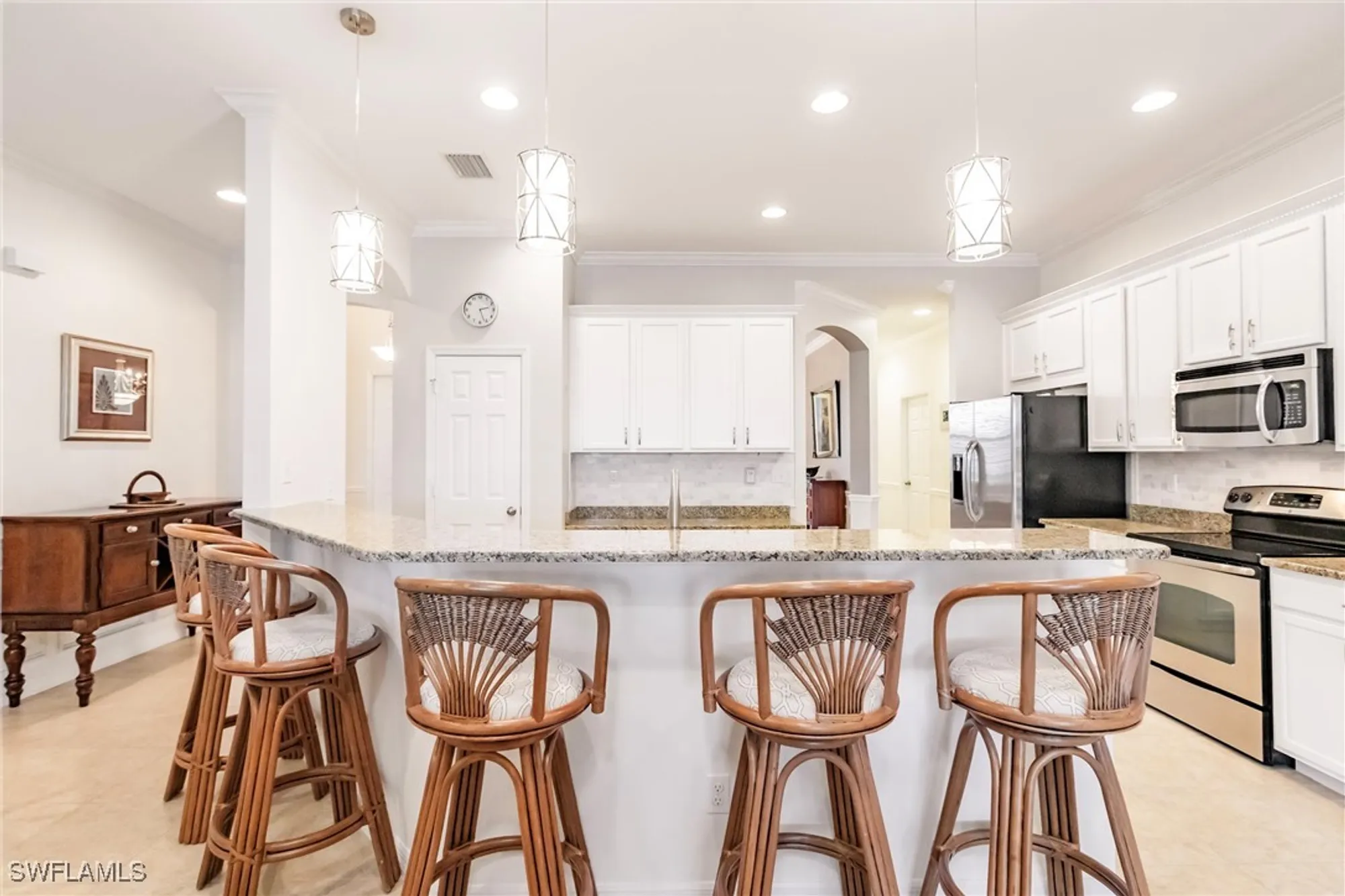 Property Slideshow image 8 of 50 | 3260 magnolia landing ln, North Fort Myers, FL, 33917