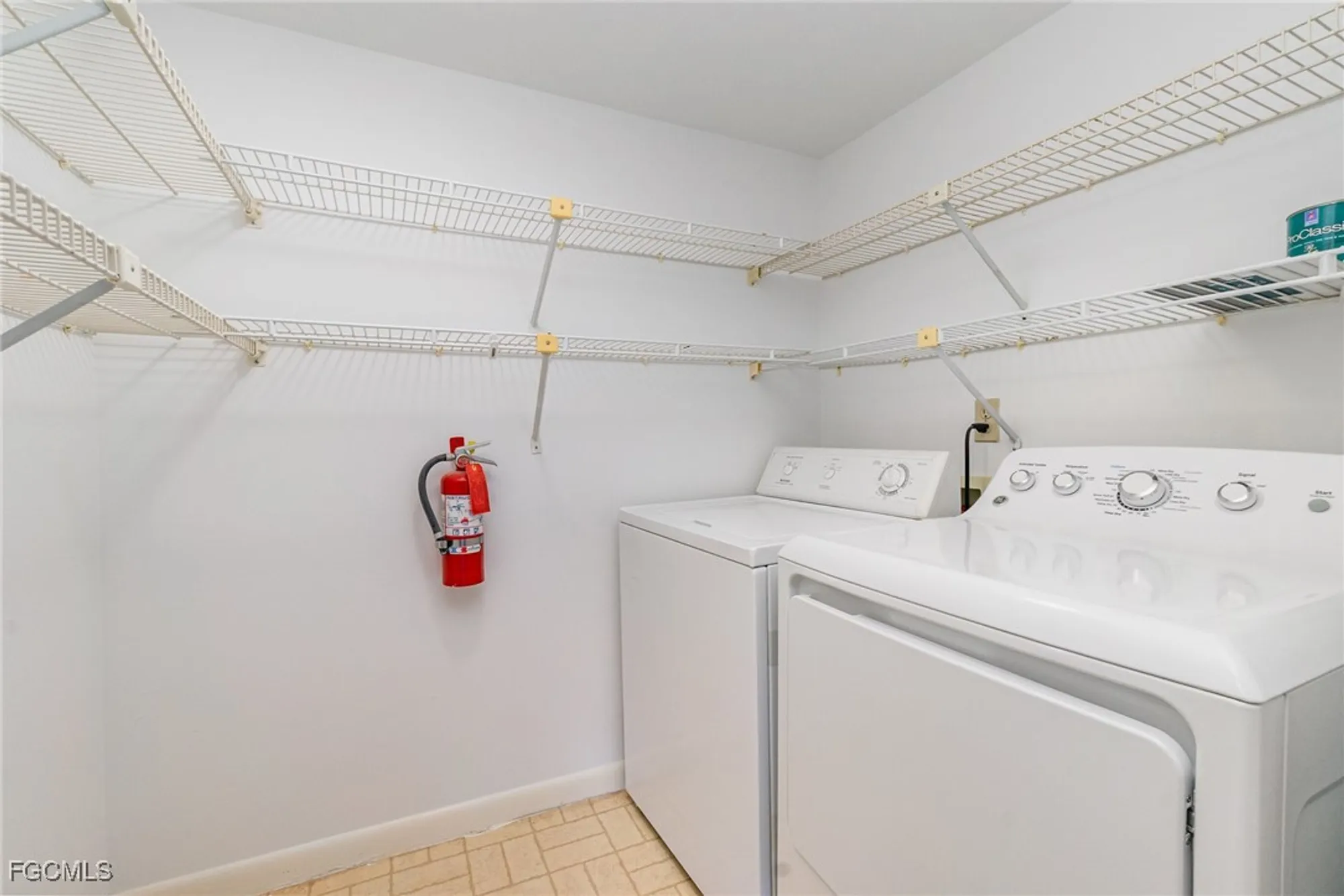 Property Slideshow image 23 of 30 | 9950 sailview ct apt 12, Fort Myers, FL, 33905