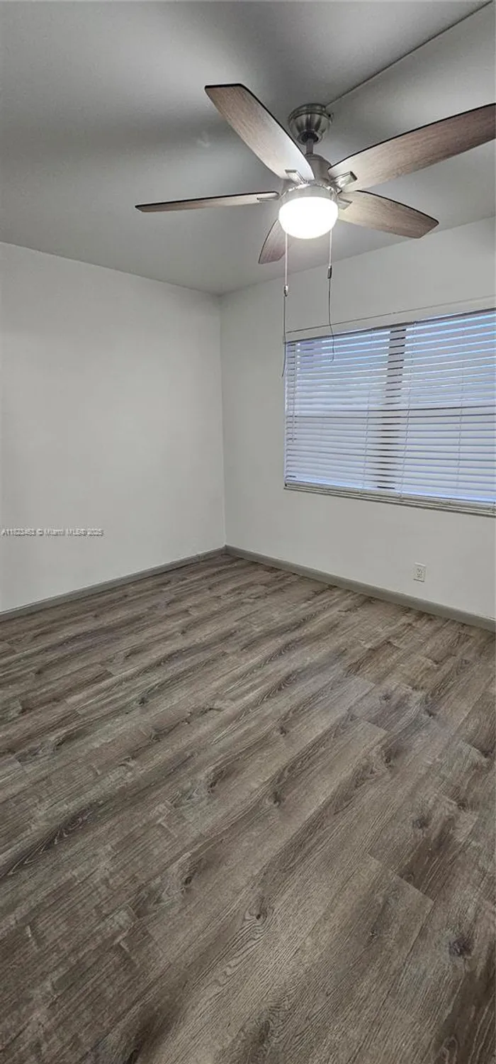 Property Slideshow image 10 of 22 | 100 sw 130th ter 309c, Pembroke Pines, FL, 33027