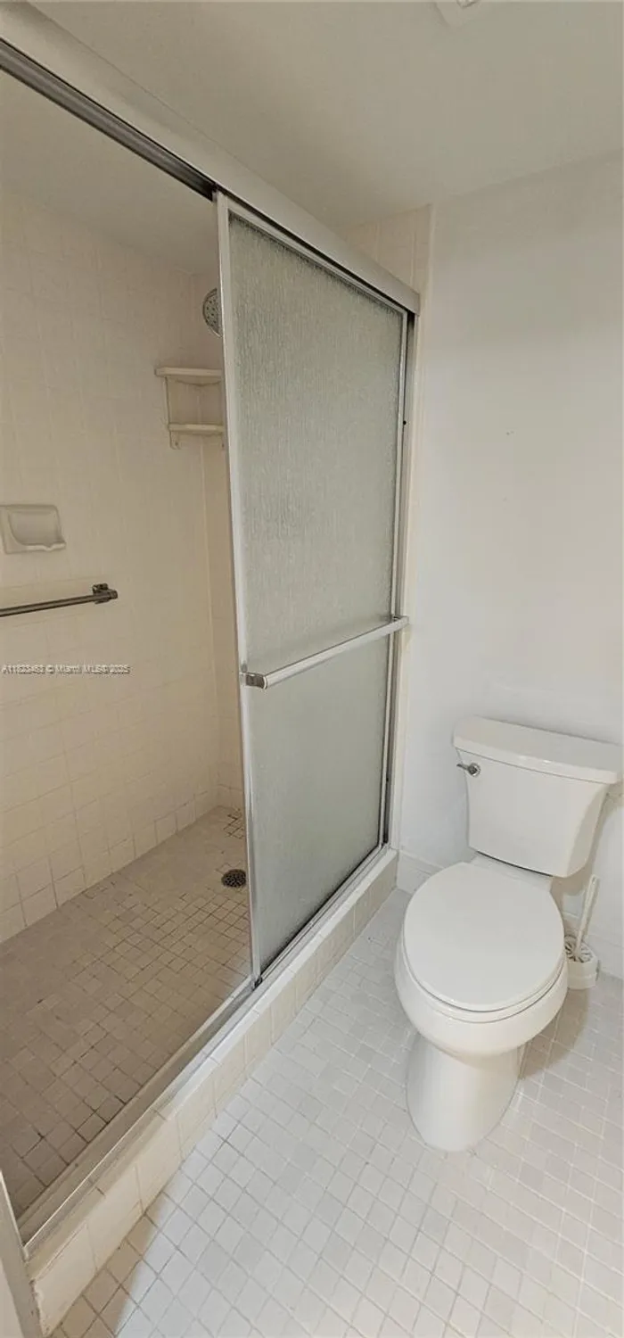 Property Slideshow image 12 of 22 | 100 sw 130th ter 309c, Pembroke Pines, FL, 33027