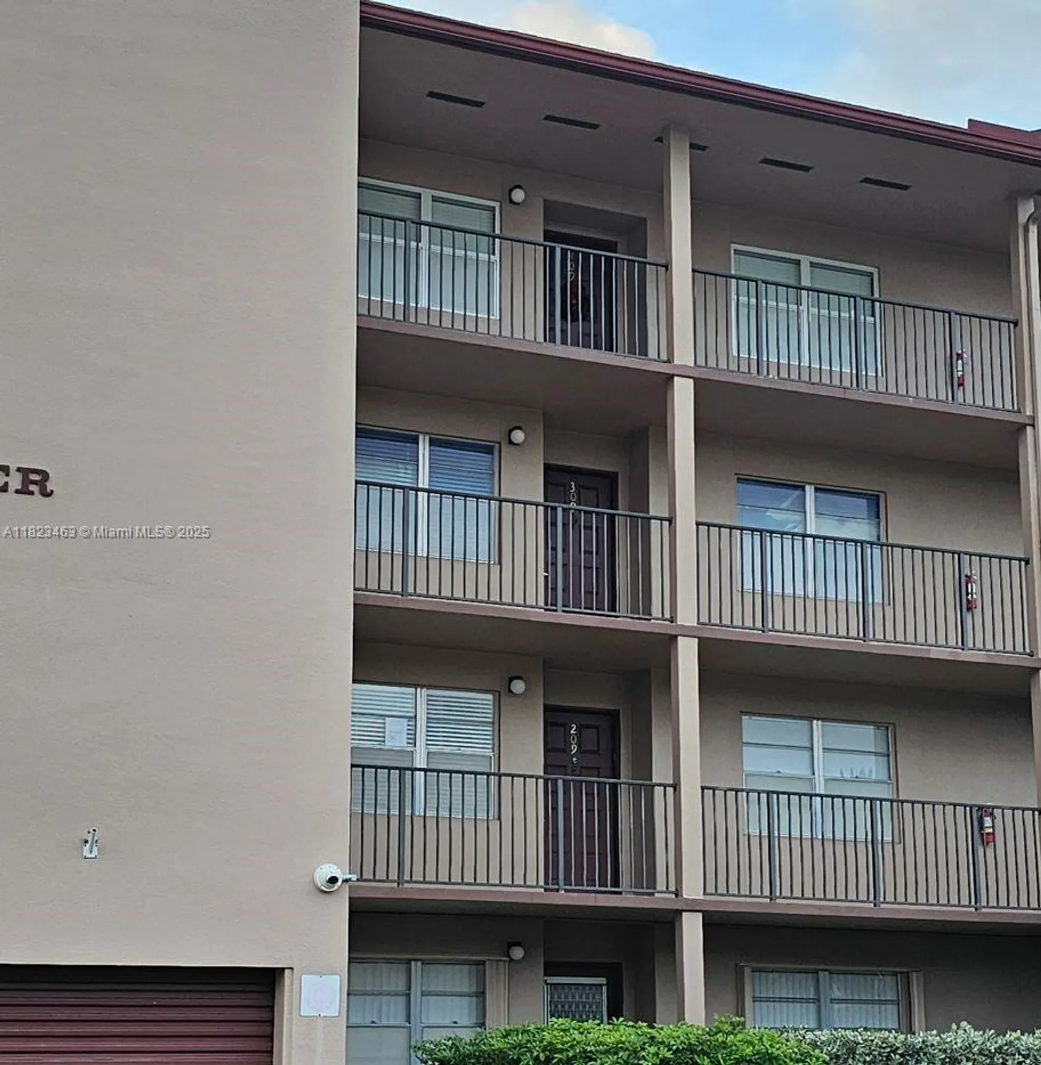 Property Slideshow image 22 of 22 | 100 sw 130th ter 309c, Pembroke Pines, FL, 33027