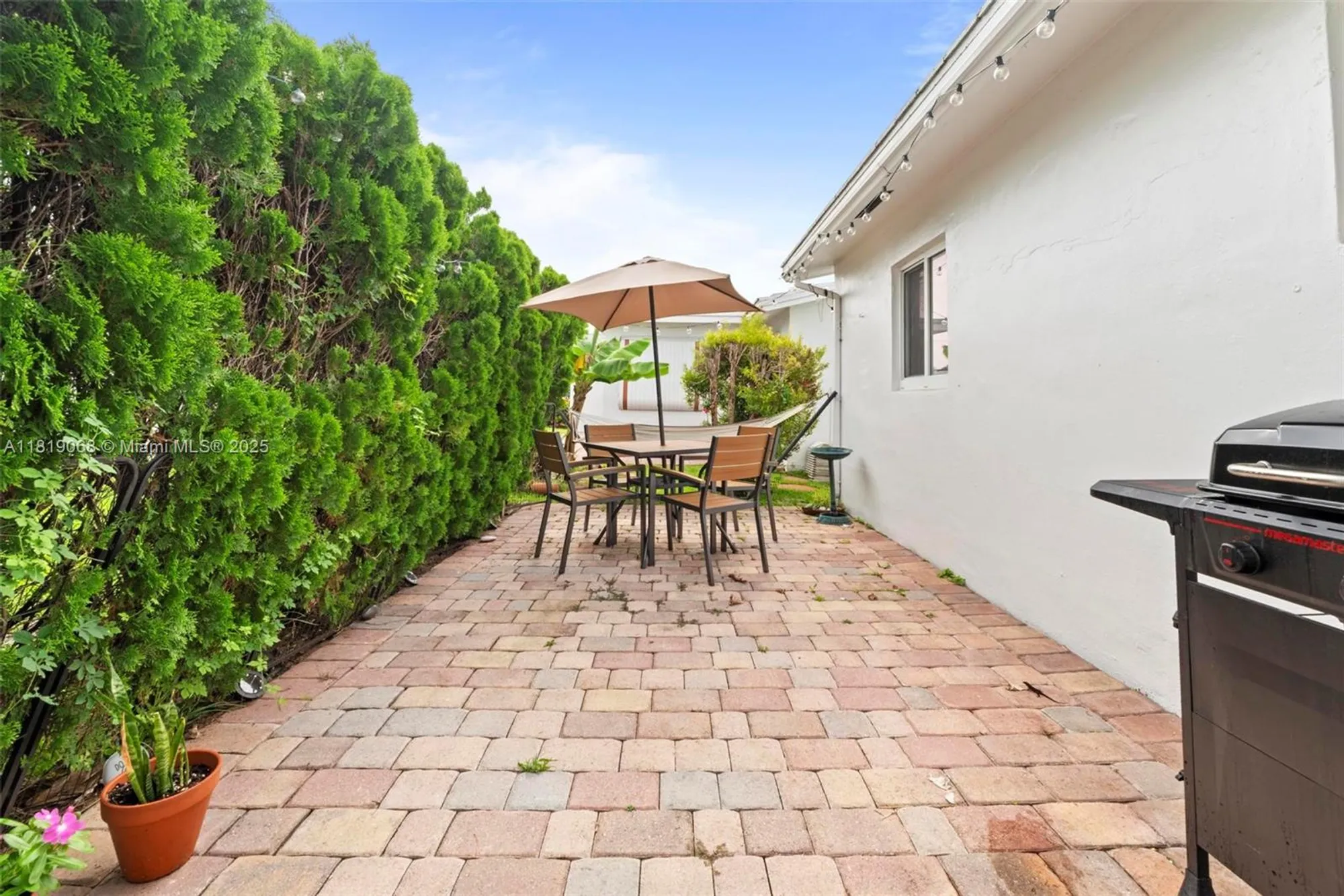 Property Slideshow image 10 of 15 | 131 nw 31st ct, Pompano Beach, FL, 33064
