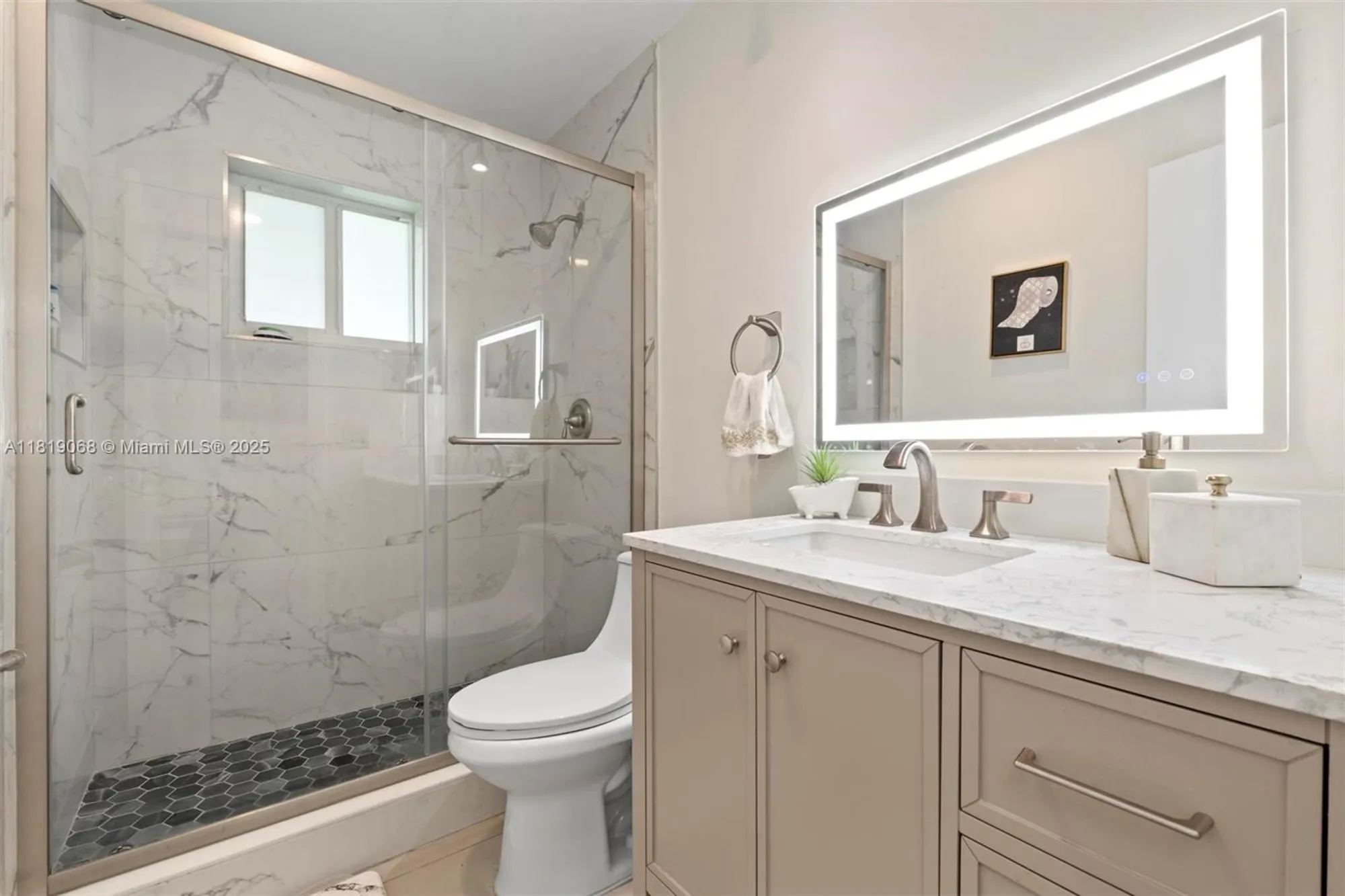 Property Slideshow image 12 of 15 | 131 nw 31st ct, Pompano Beach, FL, 33064