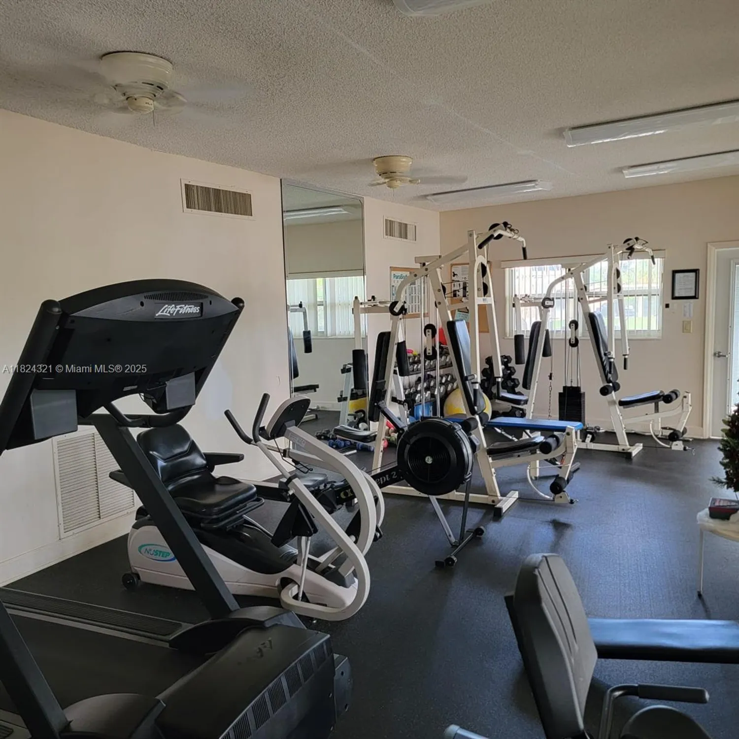 Property Slideshow image 23 of 23 | 2731 ne 14th street cswy apt 636, Pompano Beach, FL, 33062
