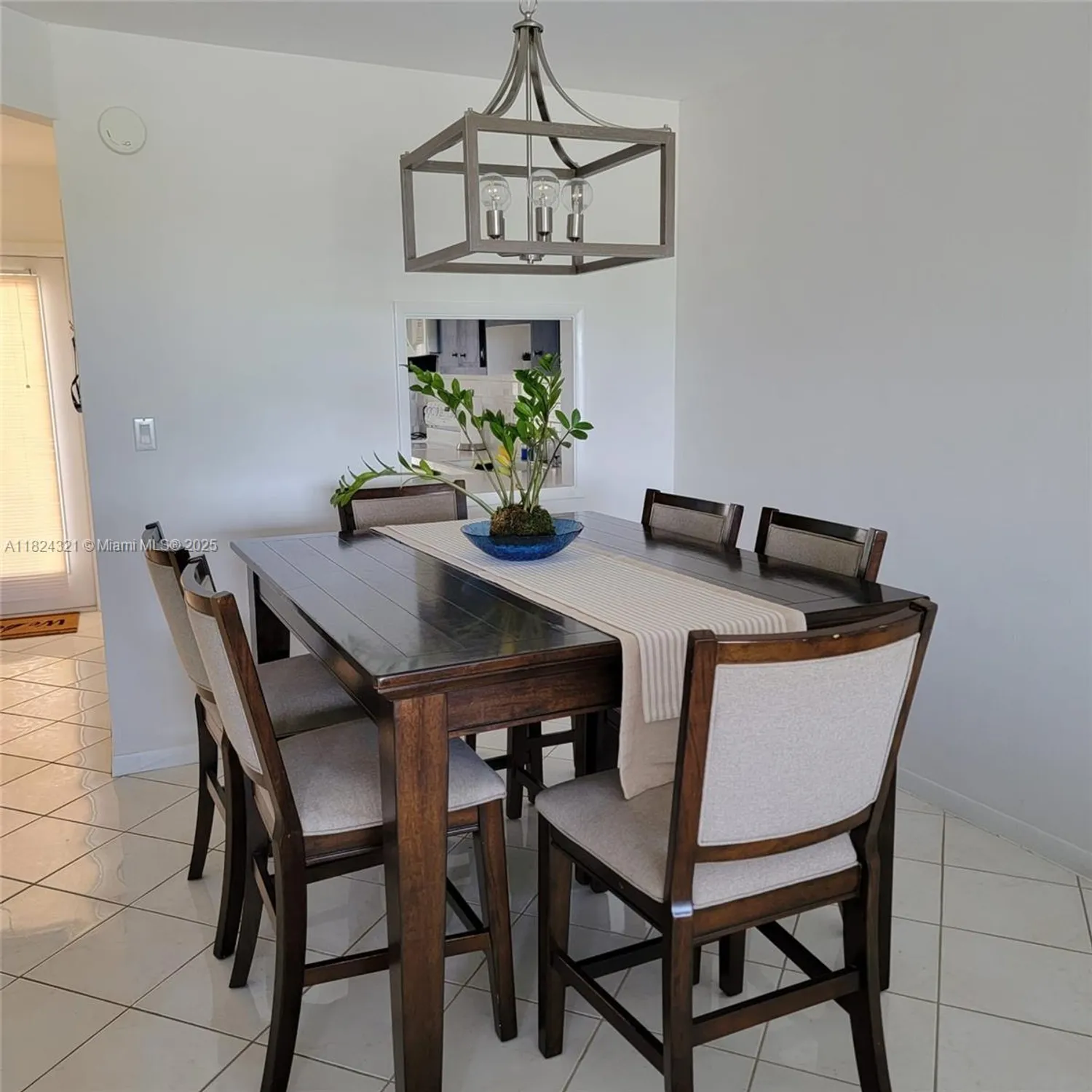 Property Slideshow image 8 of 23 | 2731 ne 14th street cswy apt 636, Pompano Beach, FL, 33062