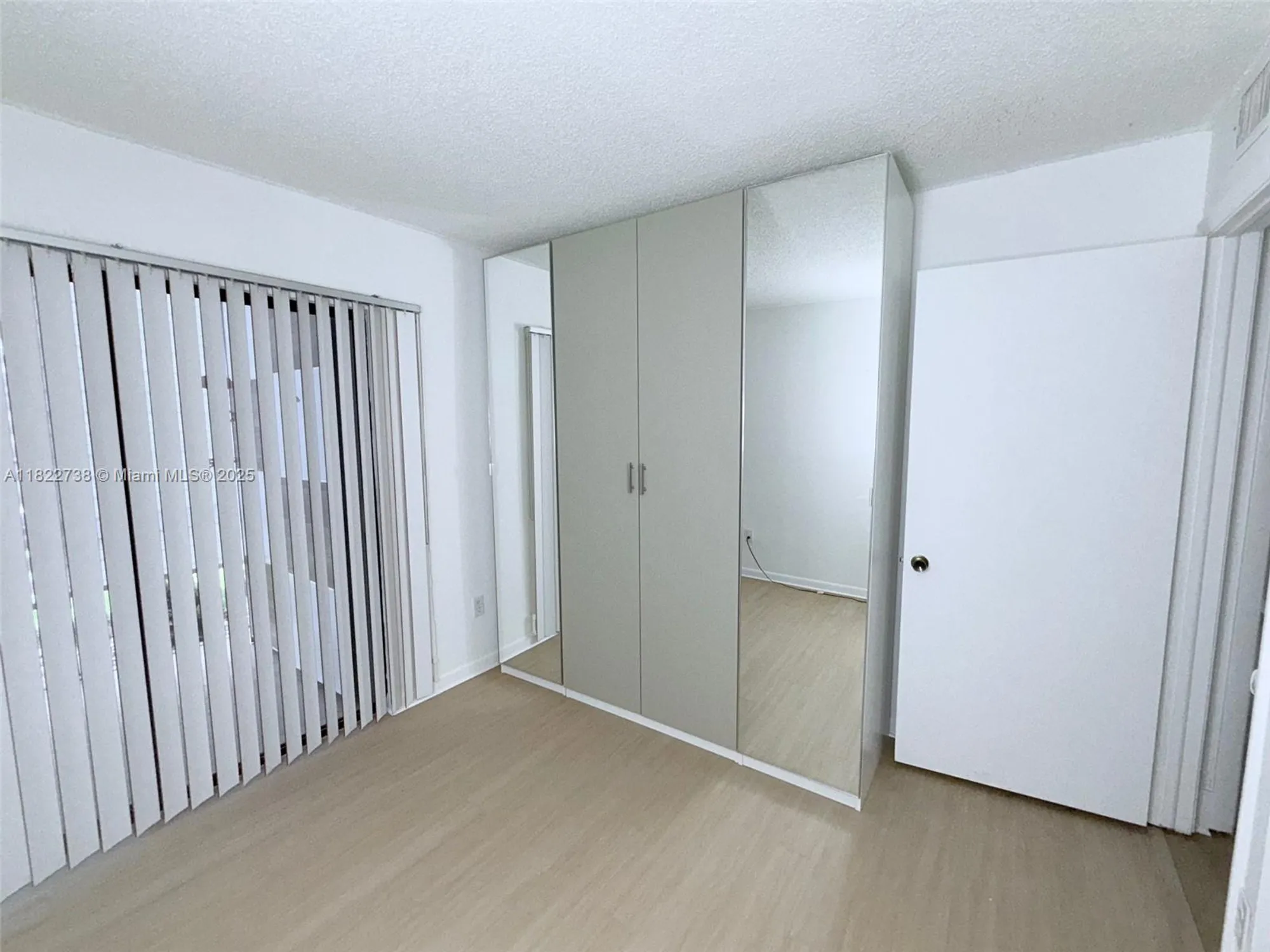 Property Slideshow image 17 of 24 | 9352 s belfort cir 109, Tamarac, FL, 33321