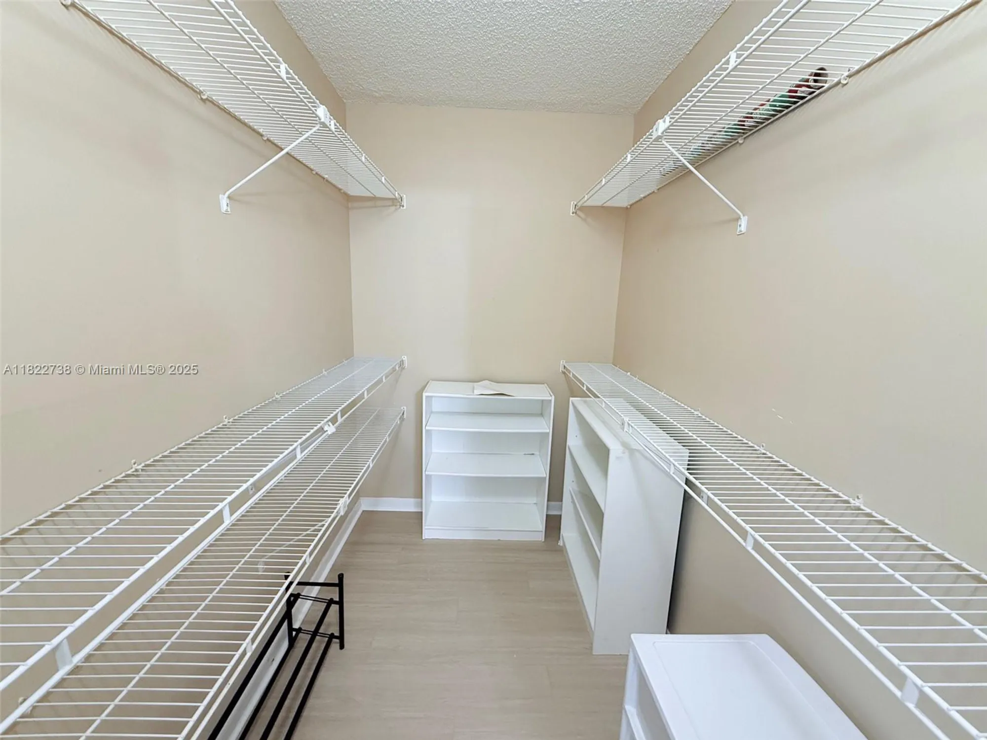 Property Slideshow image 12 of 24 | 9352 s belfort cir 109, Tamarac, FL, 33321