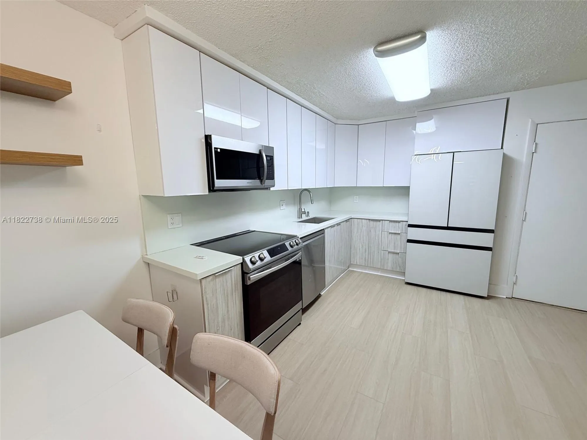 Property Slideshow image 6 of 24 | 9352 s belfort cir 109, Tamarac, FL, 33321