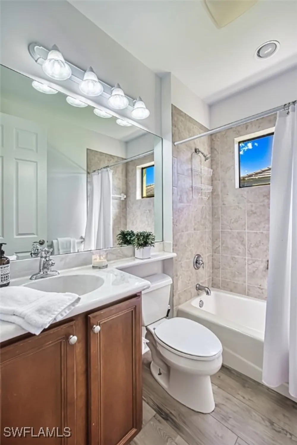 Property Slideshow image 29 of 45 | 13461 sabal pointe dr, Fort Myers, FL, 33905