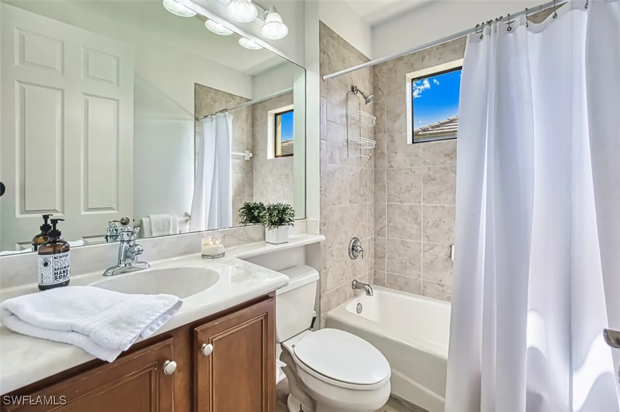 Property Slideshow image 30 of 45 | 13461 sabal pointe dr, Fort Myers, FL, 33905