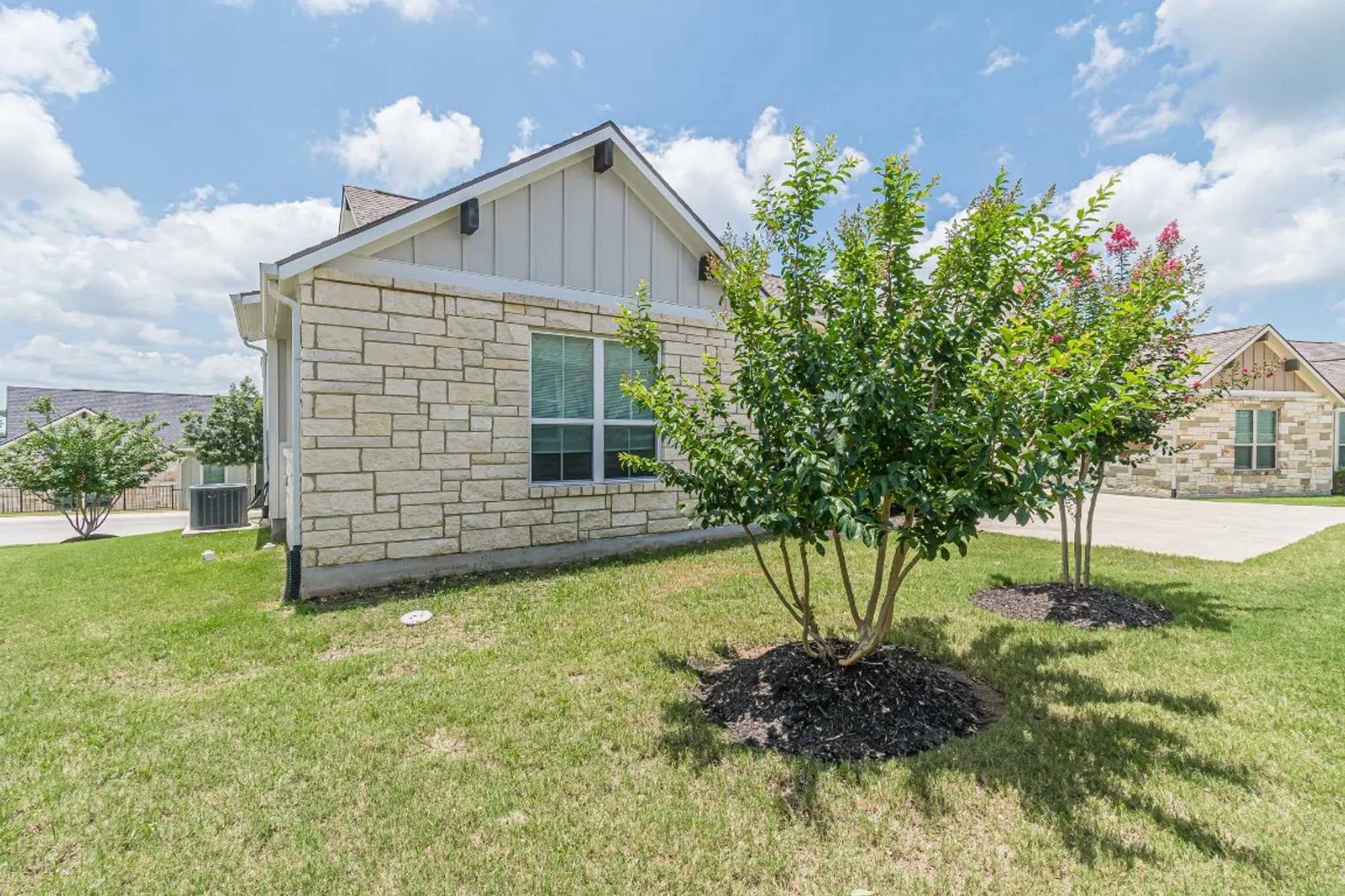 Property Slideshow image 38 of 39 | 116 mulligan dr unit 103, San Marcos, TX, 78666