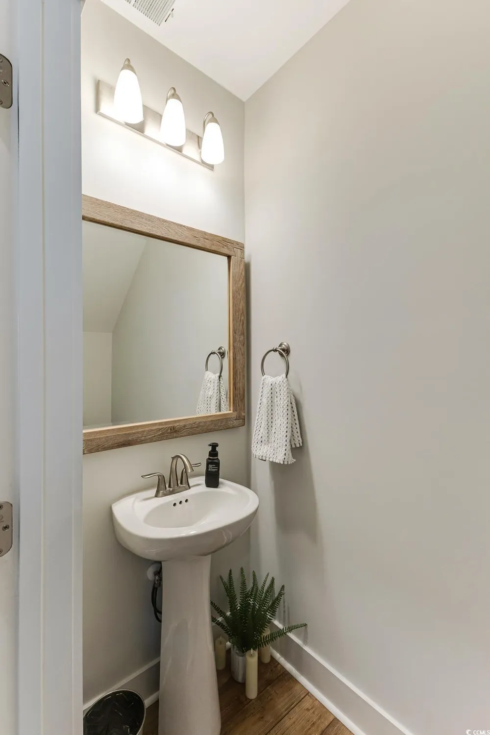 Property Slideshow image 19 of 40 | 215 vivian st nw # 215, Calabash, NC, 28467