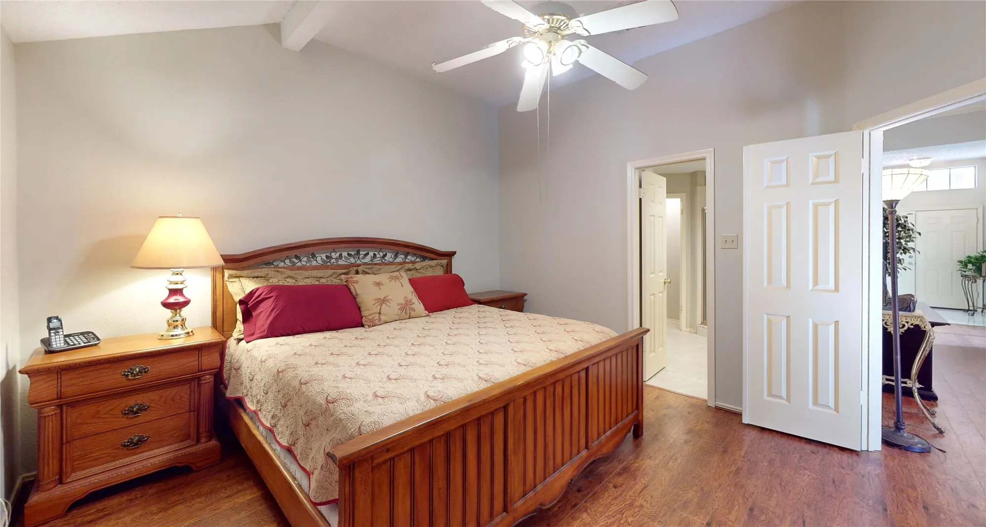 Property Slideshow image 14 of 28 | 3011 flower field ln, Pearland, TX, 77584