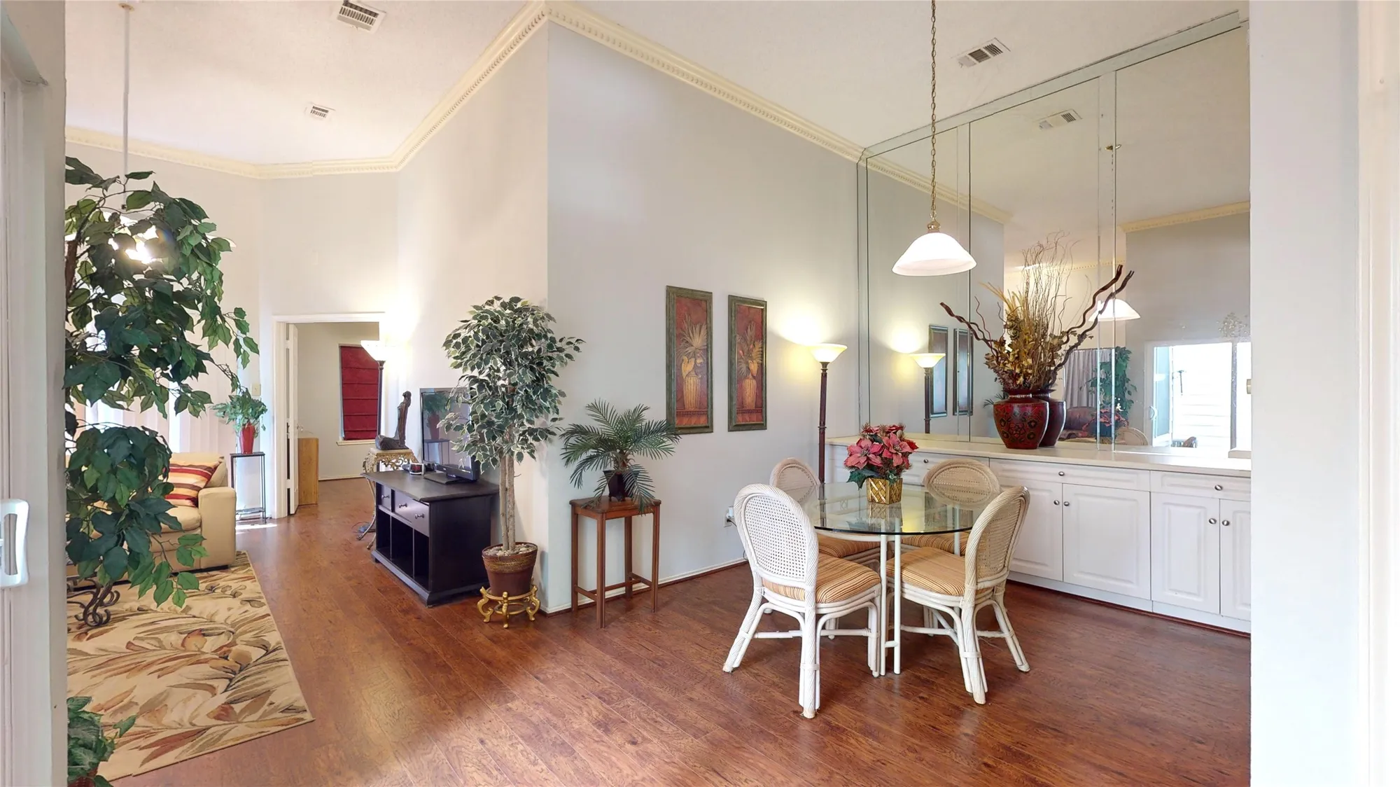 Property Slideshow image 10 of 28 | 3011 flower field ln, Pearland, TX, 77584