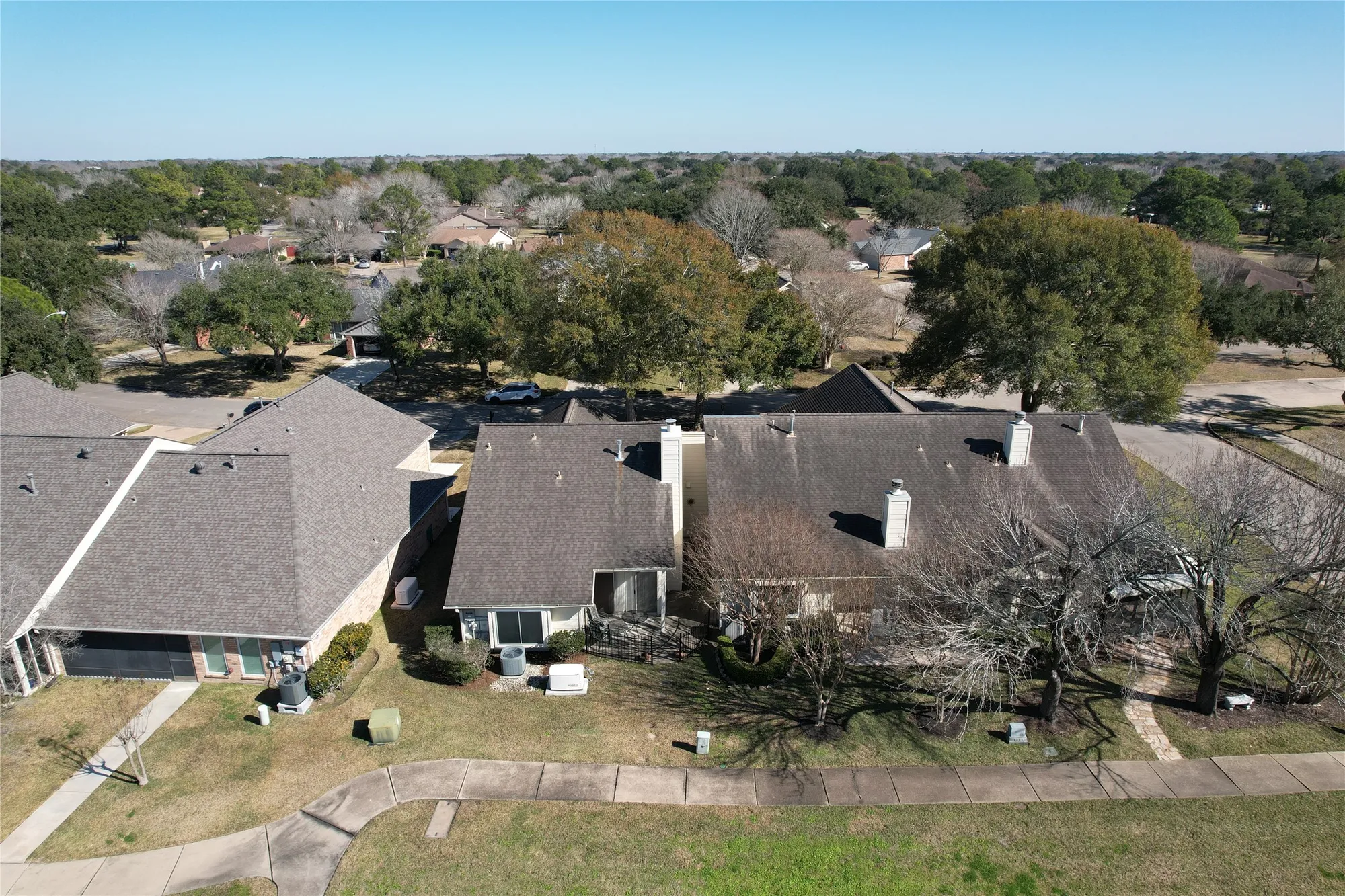 Property Slideshow image 27 of 28 | 3011 flower field ln, Pearland, TX, 77584