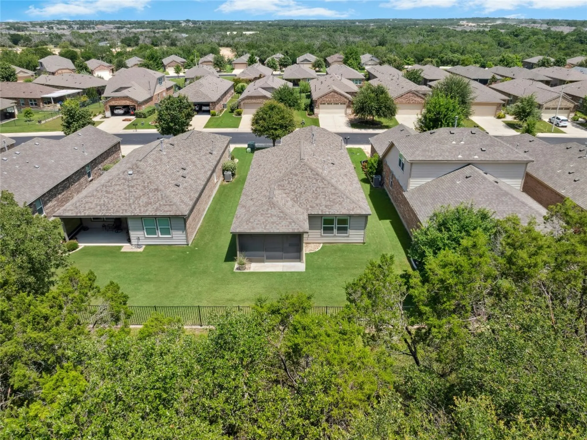 Property Slideshow image 29 of 34 | 225 hobby st, Georgetown, TX, 78633