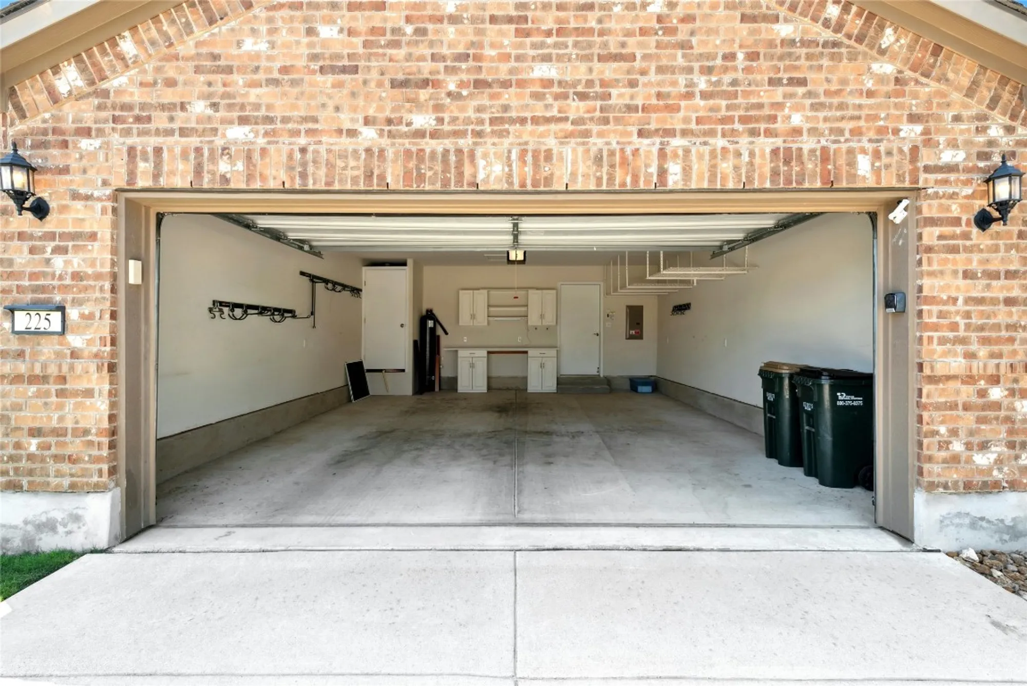 Property Slideshow image 22 of 34 | 225 hobby st, Georgetown, TX, 78633