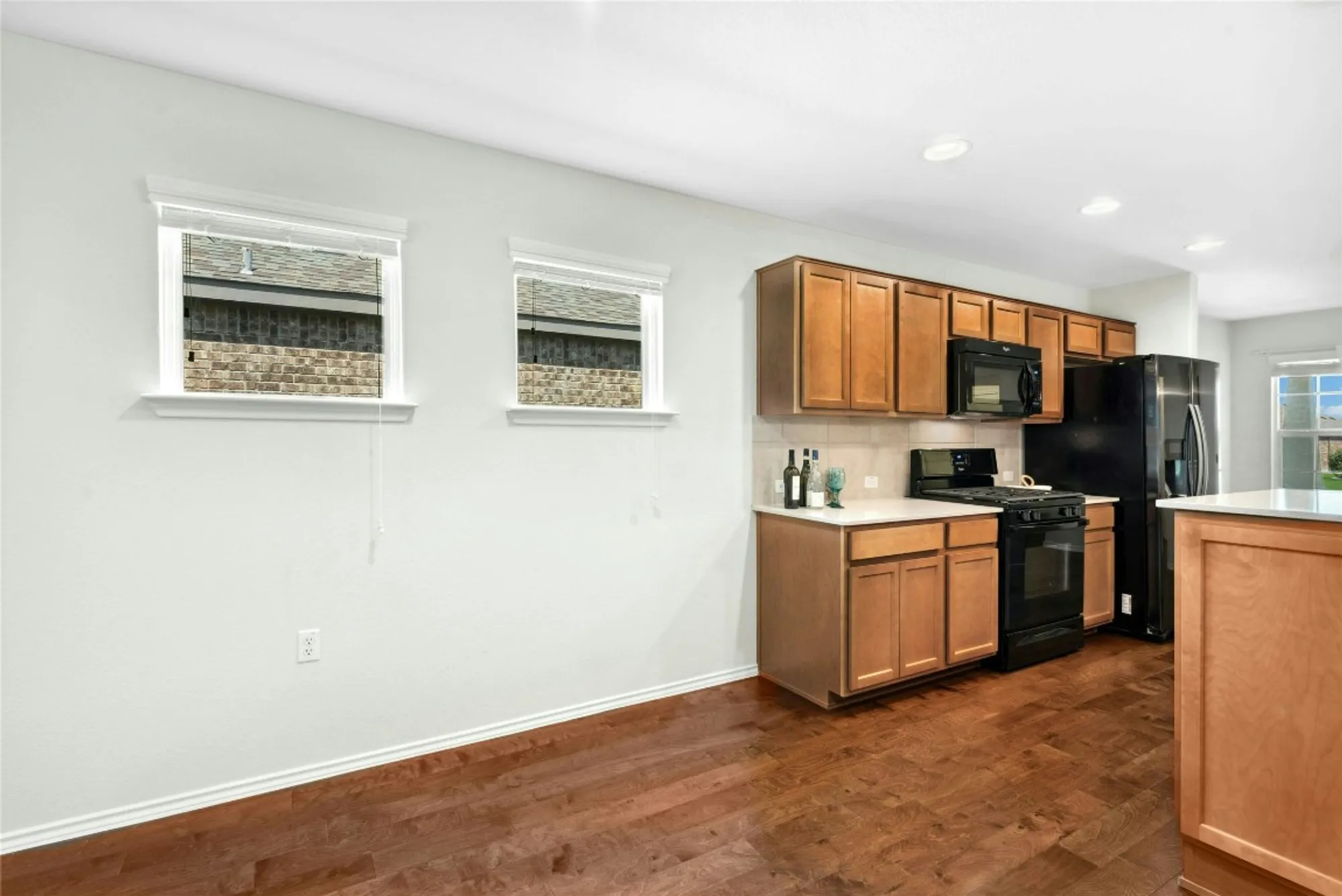 Property Slideshow image 7 of 34 | 225 hobby st, Georgetown, TX, 78633