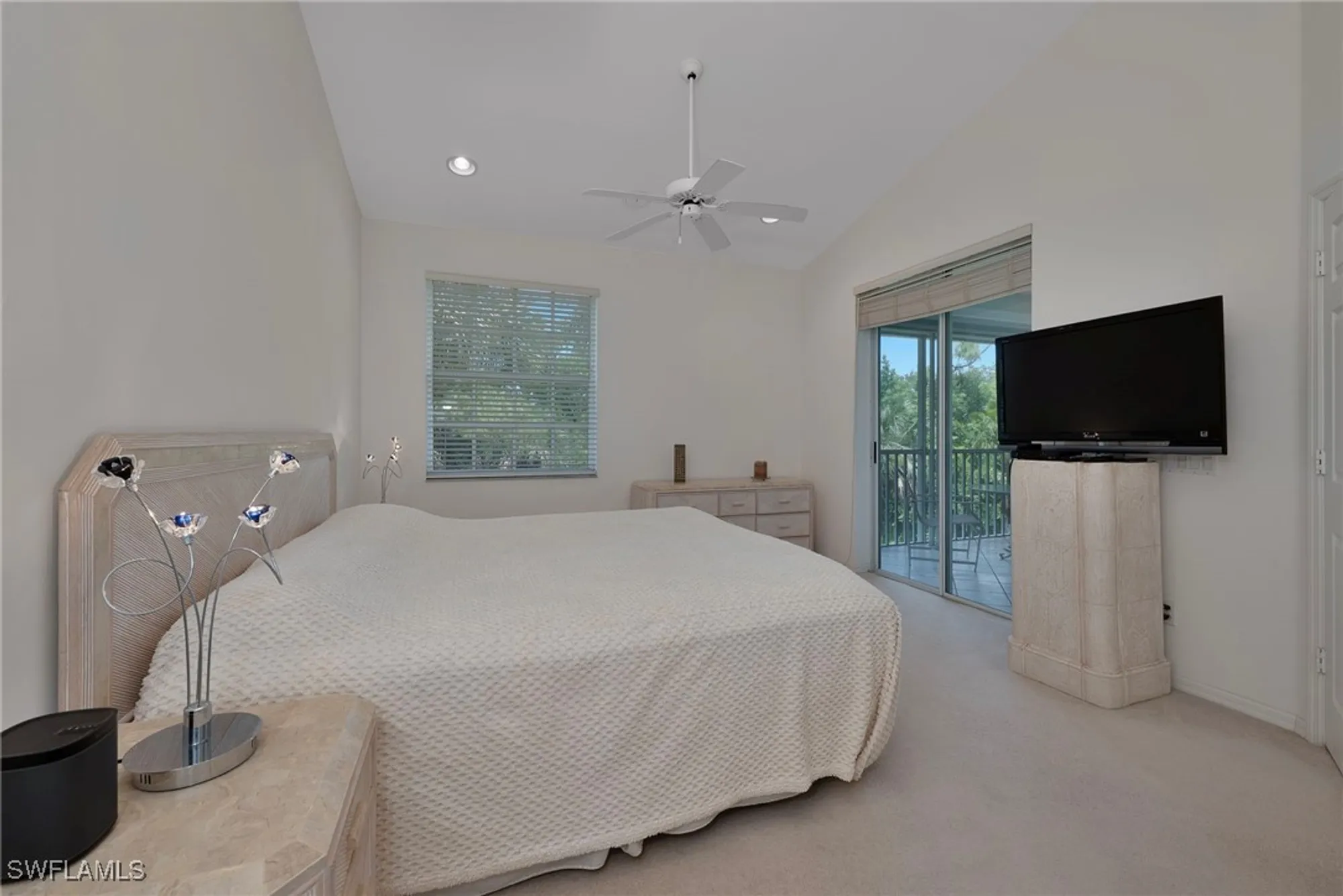 Property Slideshow image 12 of 22 | 26962 montego pointe ct 202, Bonita Springs, FL, 34134