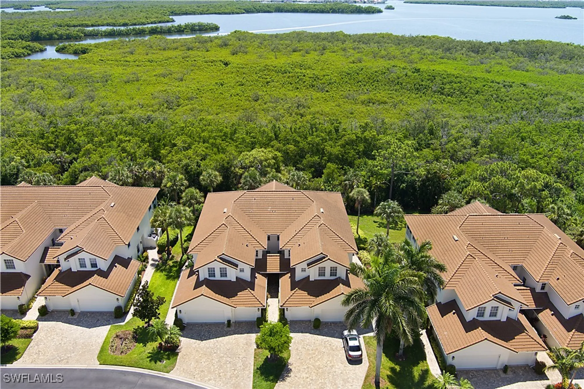 Property Slideshow image 4 of 22 | 26962 montego pointe ct 202, Bonita Springs, FL, 34134