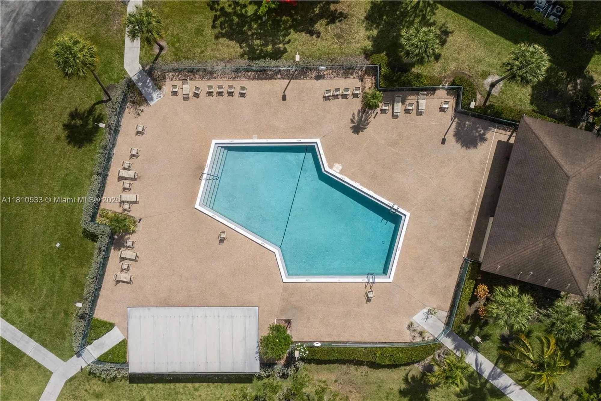 Property Slideshow image 34 of 38 | 801 sw 138th ave apt 404e, Pembroke Pines, FL, 33027