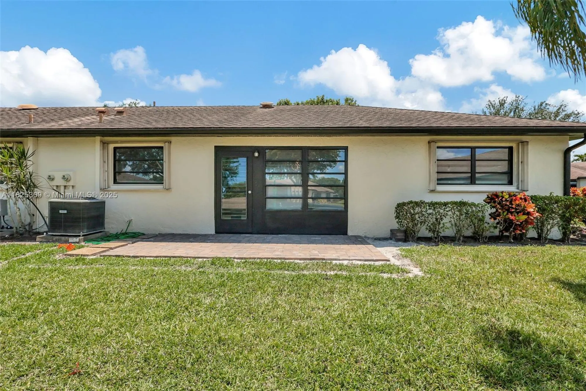 Property Slideshow image 13 of 44 | 4764 greentree cres a, Boynton Beach, FL, 33436