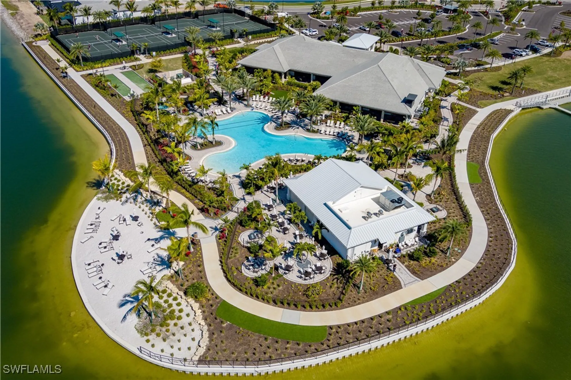 Property Slideshow image 26 of 37 | 11935 collegio dr, Fort Myers, FL, 33913