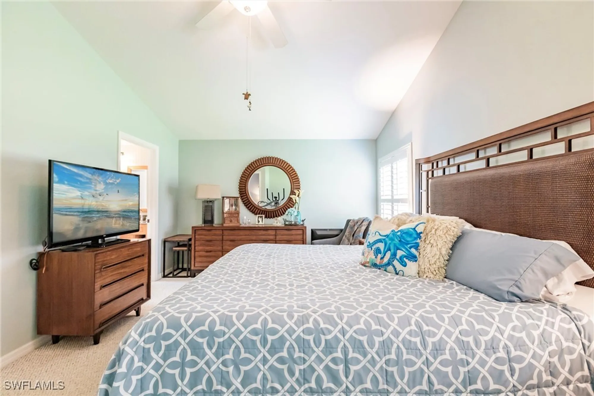 Property Slideshow image 18 of 49 | 15139 ligustrum ln, Alva, FL, 33920