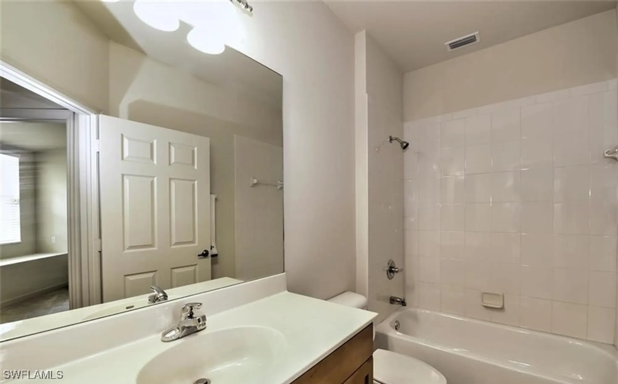 Property Slideshow image 27 of 33 | 20250 burnside pl 1502, Estero, FL, 33928