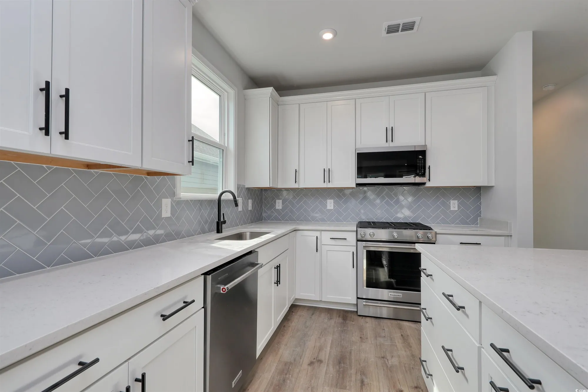 Property Slideshow image 16 of 40 | 1221 lady bird way, North Myrtle Beach, SC, 29582