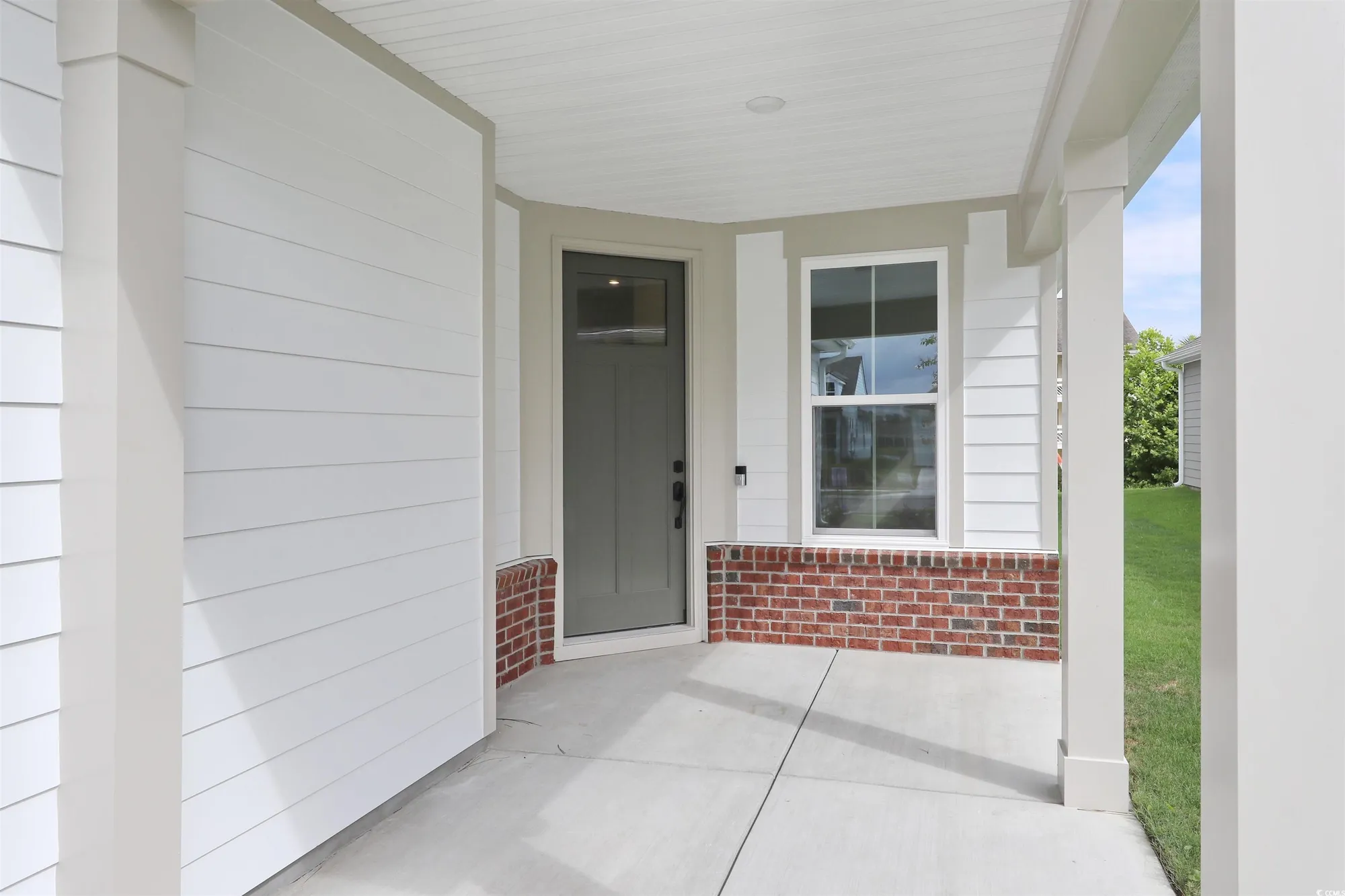 Property Slideshow image 4 of 40 | 1221 lady bird way, North Myrtle Beach, SC, 29582