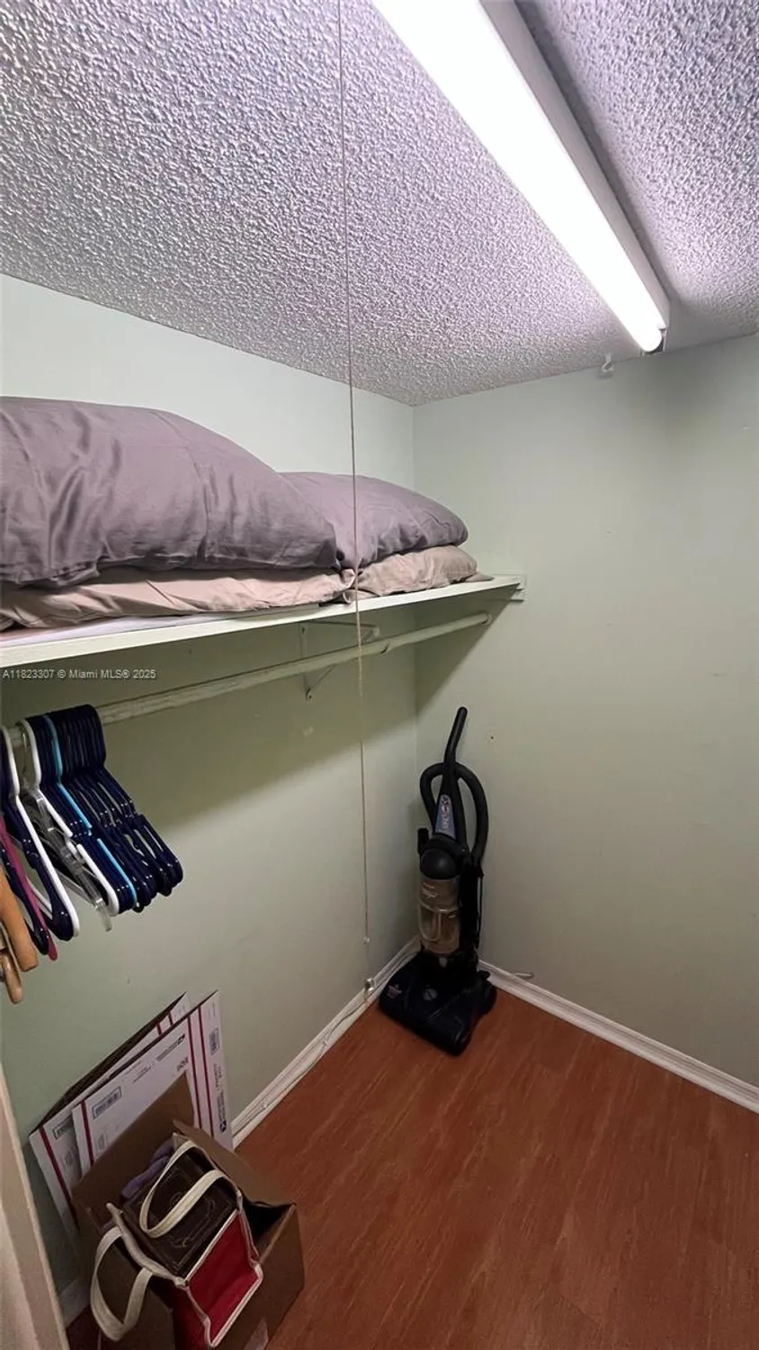 Property Slideshow image 10 of 34 | 7680 nw 1st st 107, Margate, FL, 33063