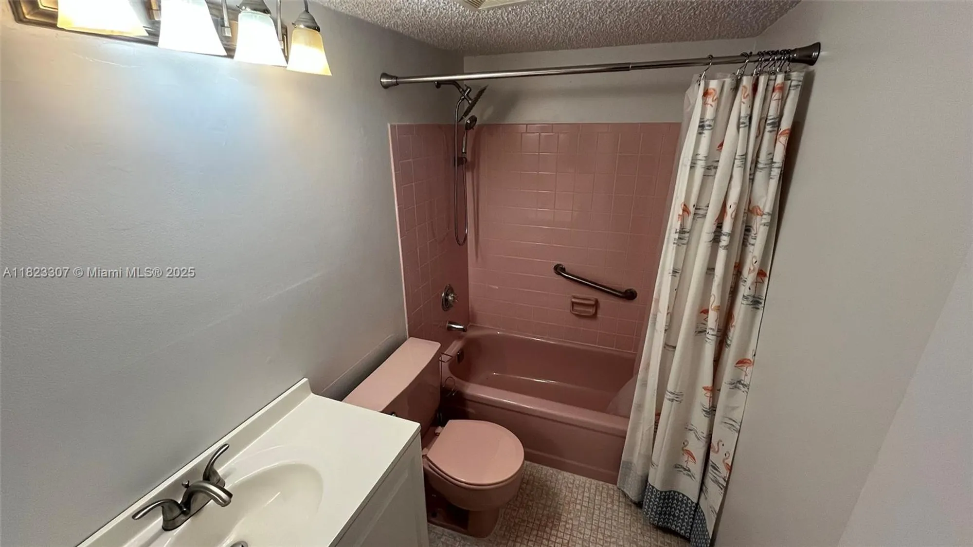 Property Slideshow image 8 of 34 | 7680 nw 1st st 107, Margate, FL, 33063