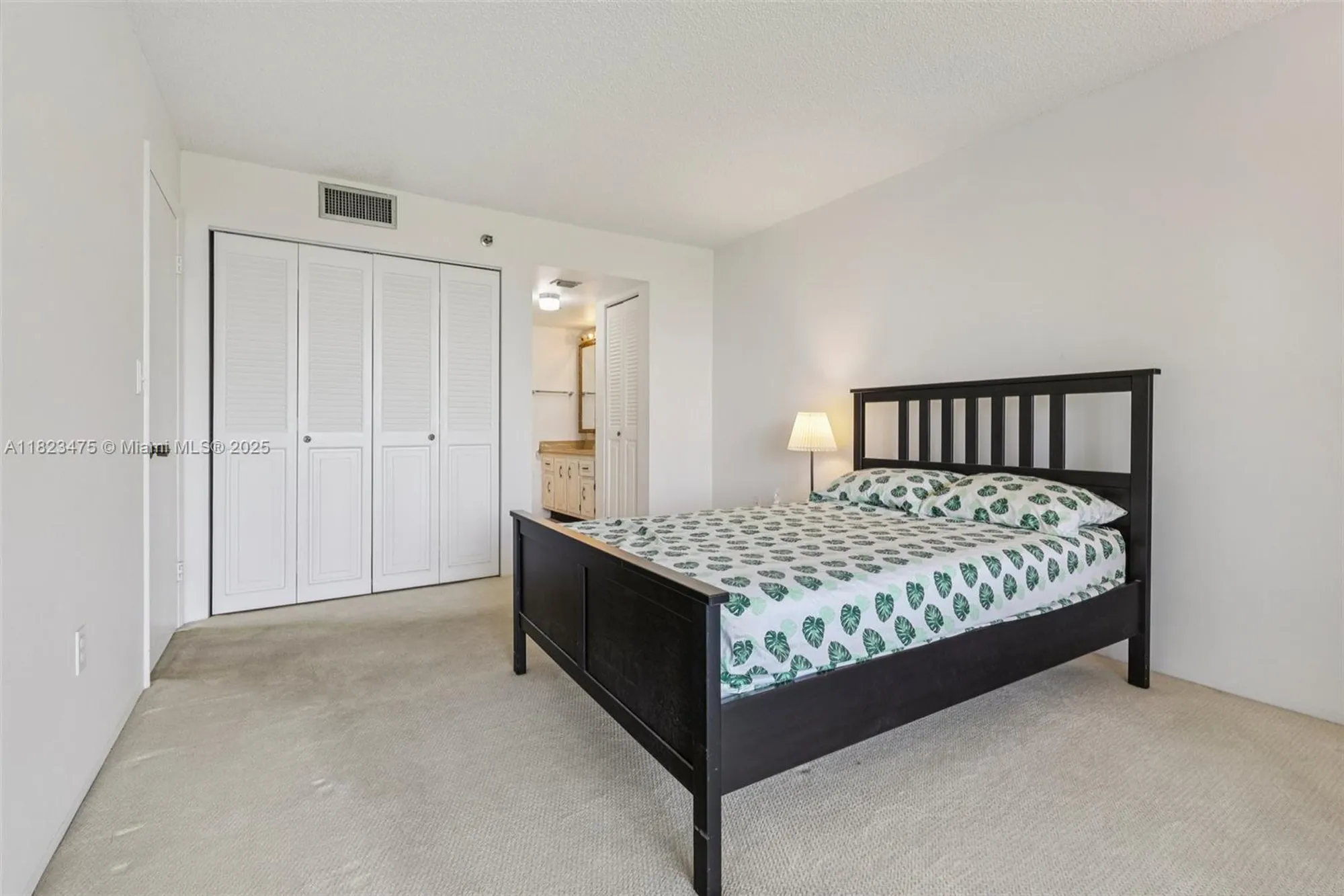 Property Slideshow image 14 of 32 | 900 saint charles pl 420, Pembroke Pines, FL, 33026