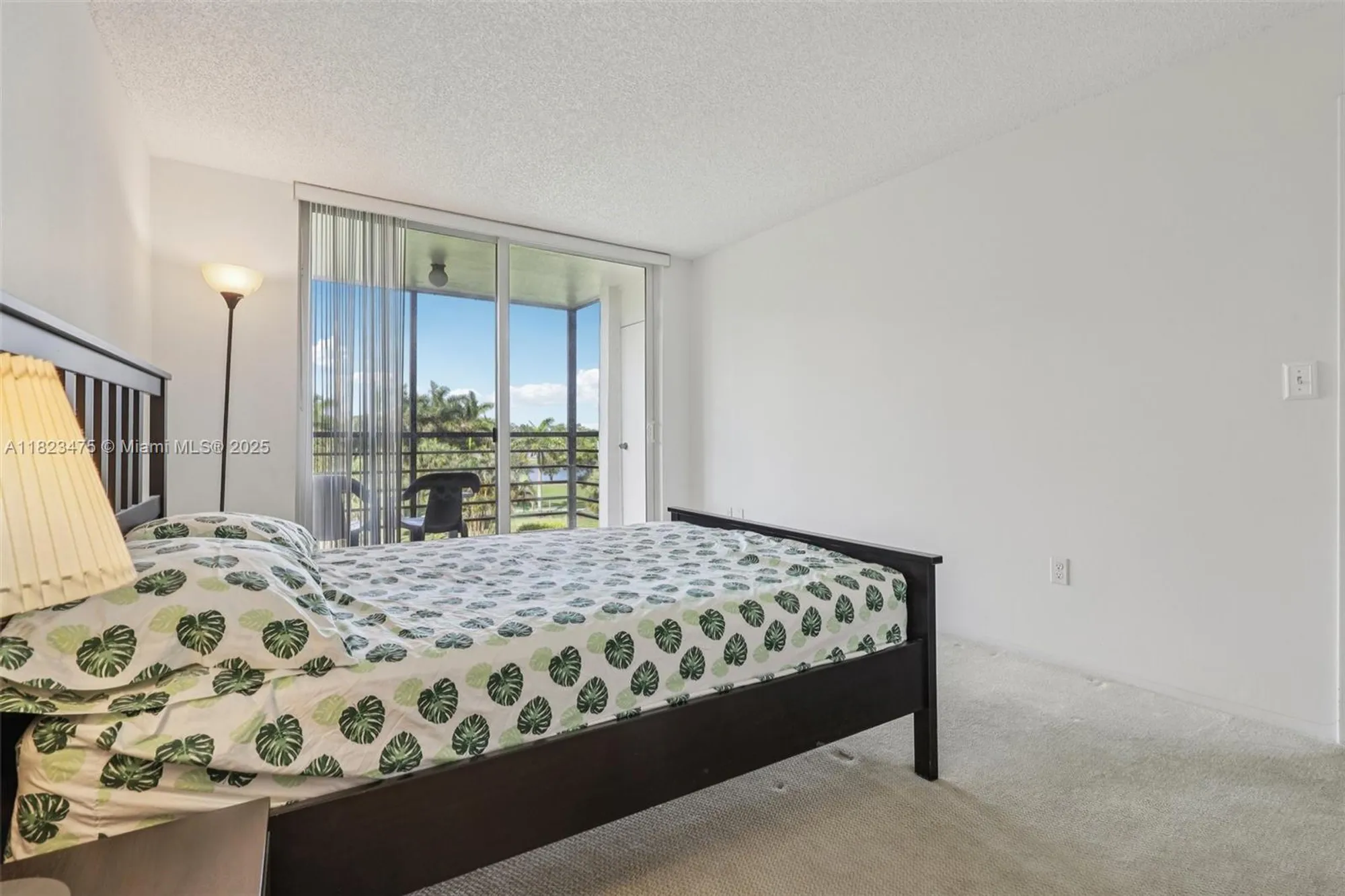 Property Slideshow image 16 of 32 | 900 saint charles pl 420, Pembroke Pines, FL, 33026