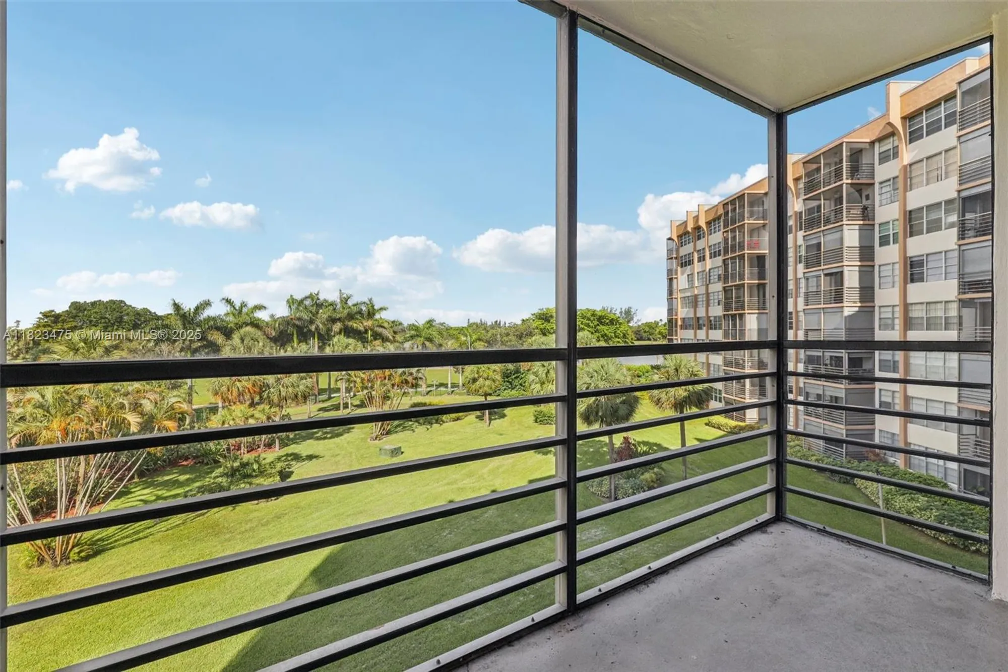 Property Slideshow image 1 of 32 | 900 saint charles pl 420, Pembroke Pines, FL, 33026