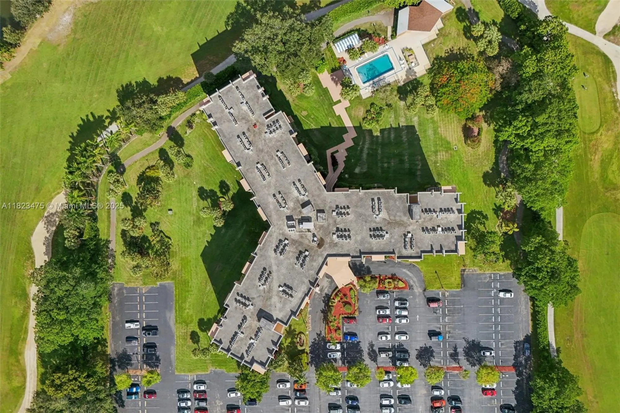 Property Slideshow image 29 of 32 | 900 saint charles pl 420, Pembroke Pines, FL, 33026