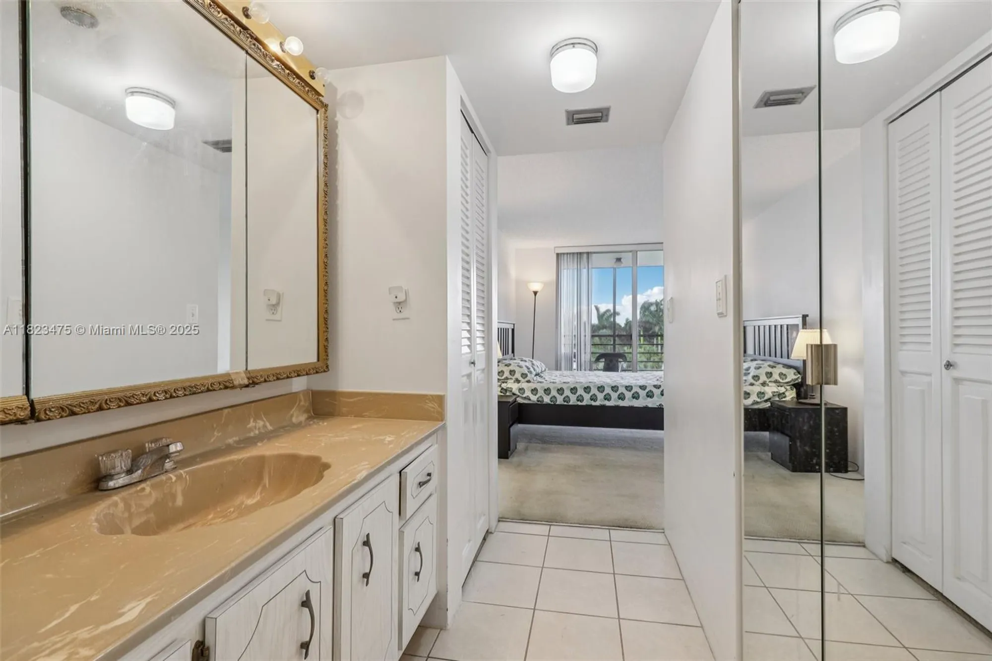 Property Slideshow image 21 of 32 | 900 saint charles pl 420, Pembroke Pines, FL, 33026