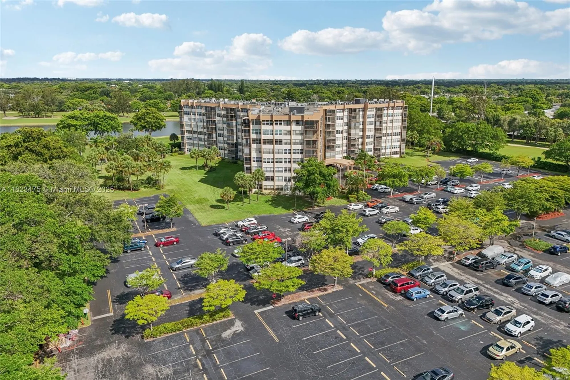 Property Slideshow image 23 of 32 | 900 saint charles pl 420, Pembroke Pines, FL, 33026