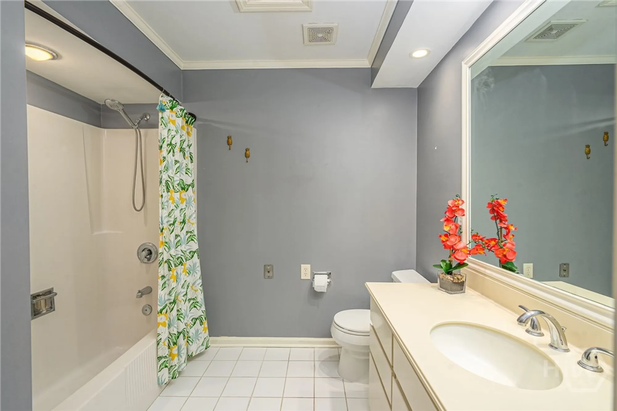 Property Slideshow image 17 of 50 | 9 bowline ct, Savannah, GA, 31411