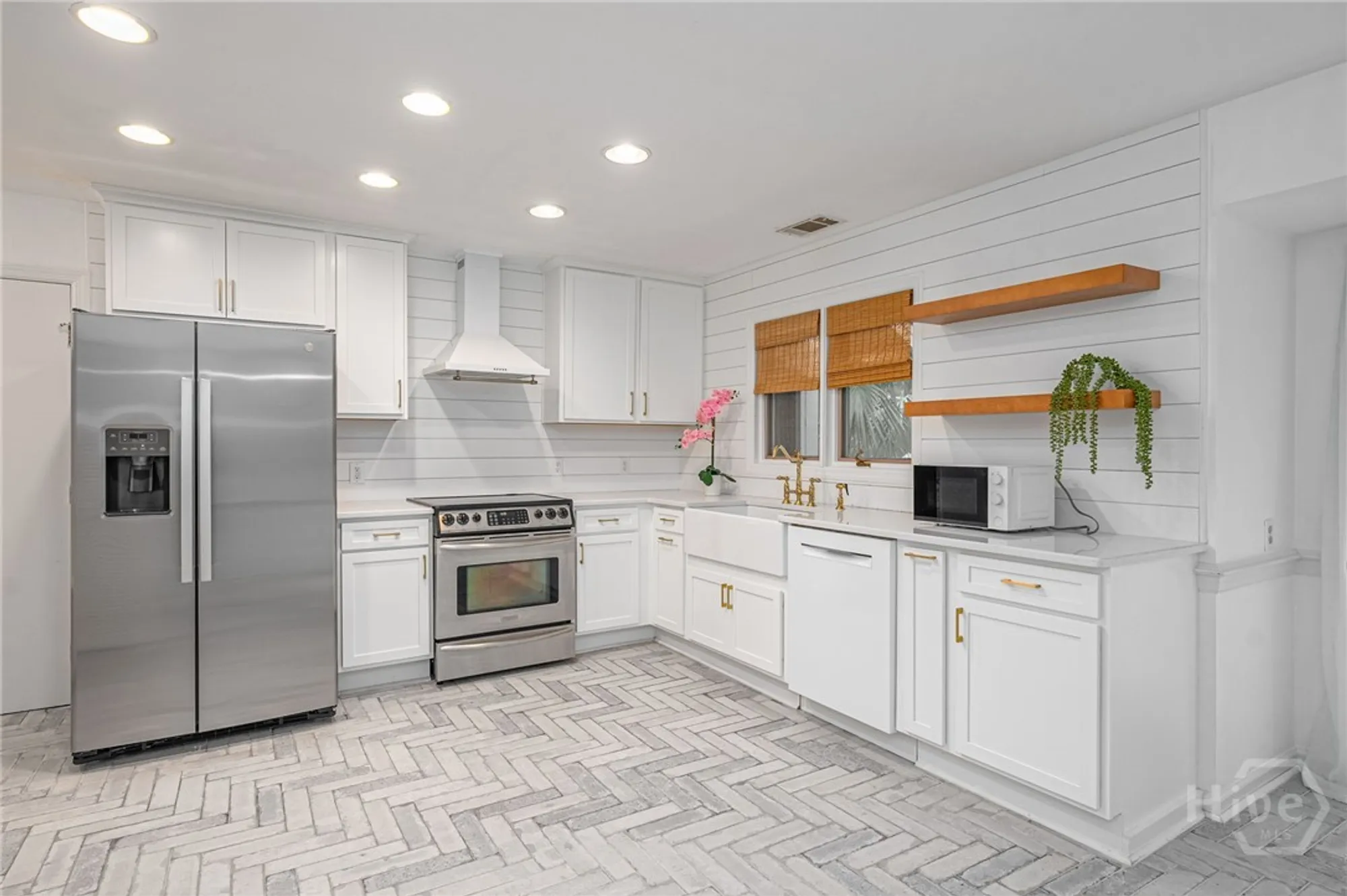 Property Slideshow image 2 of 50 | 9 bowline ct, Savannah, GA, 31411