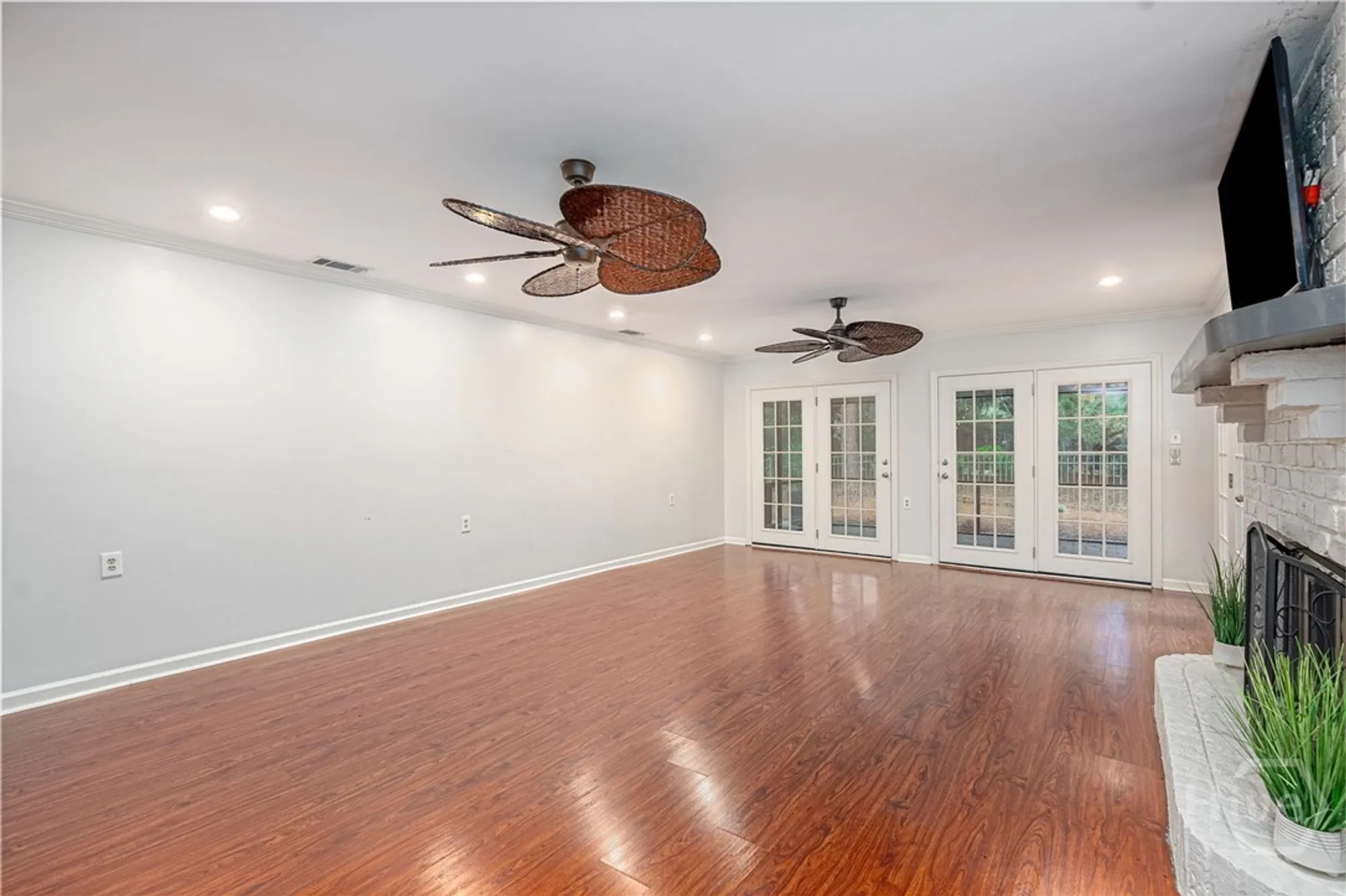 Property Slideshow image 9 of 50 | 9 bowline ct, Savannah, GA, 31411
