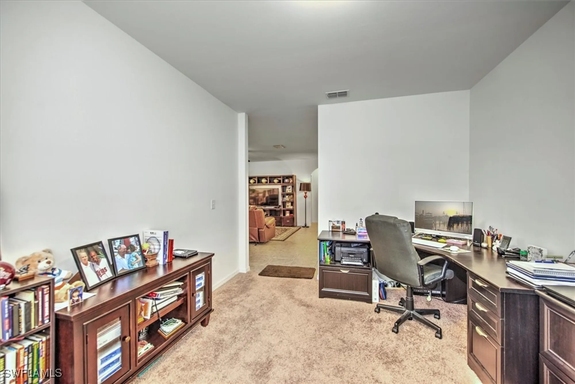 Property Slideshow image 19 of 41 | 3200 birch tree ln, Alva, FL, 33920