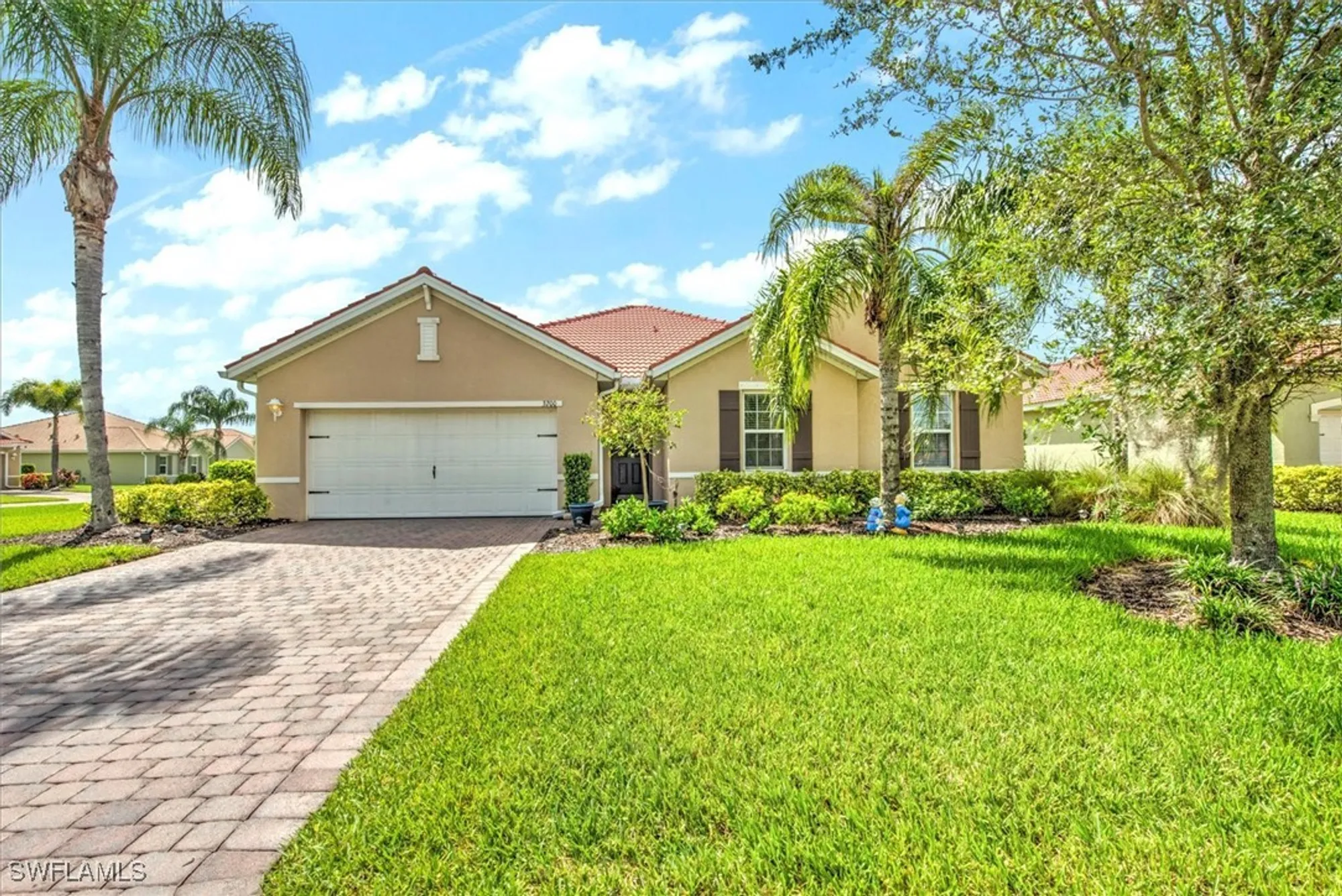 Property Slideshow image 2 of 41 | 3200 birch tree ln, Alva, FL, 33920