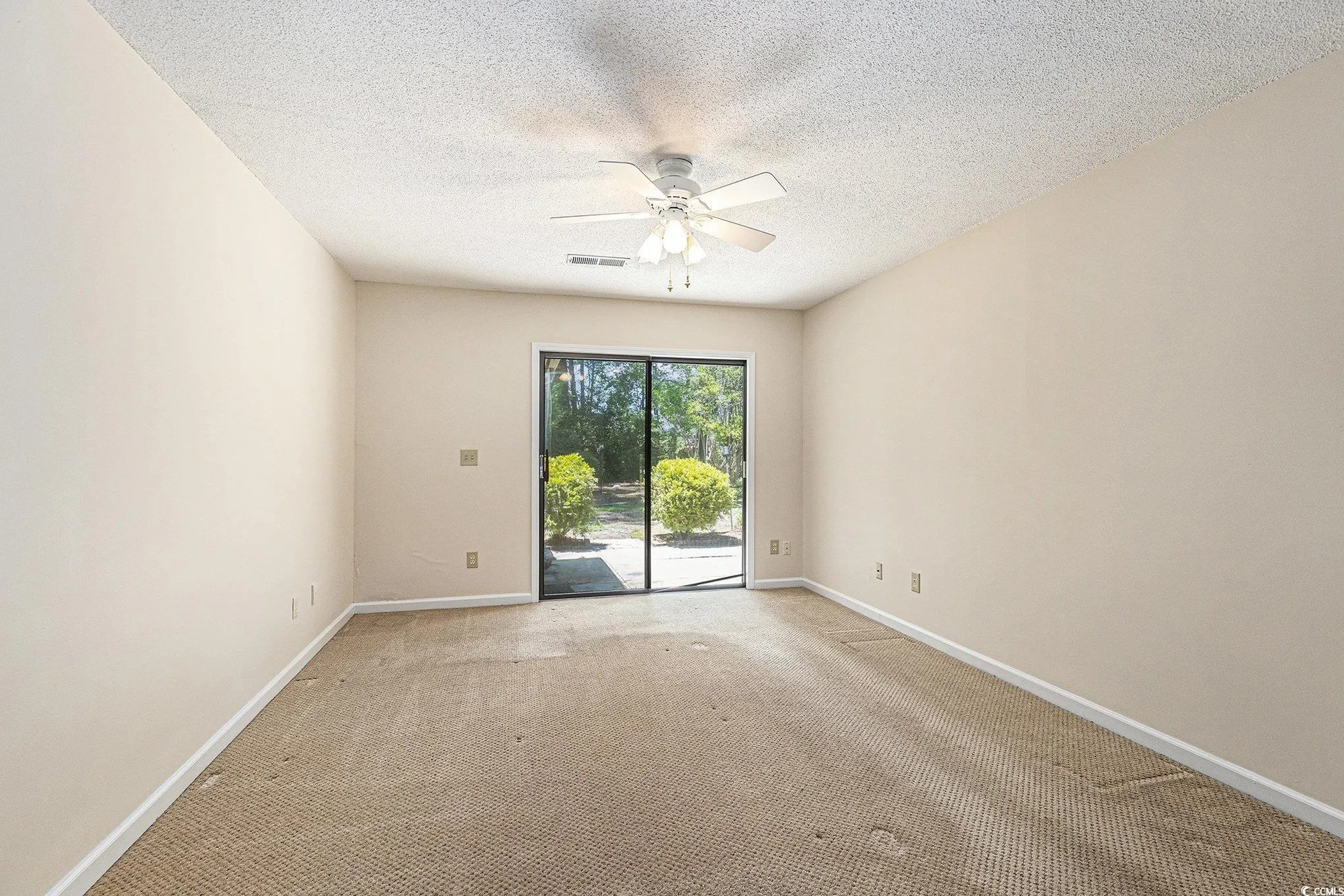 Property Slideshow image 25 of 37 | 137 hickory dr, Conway, SC, 29526