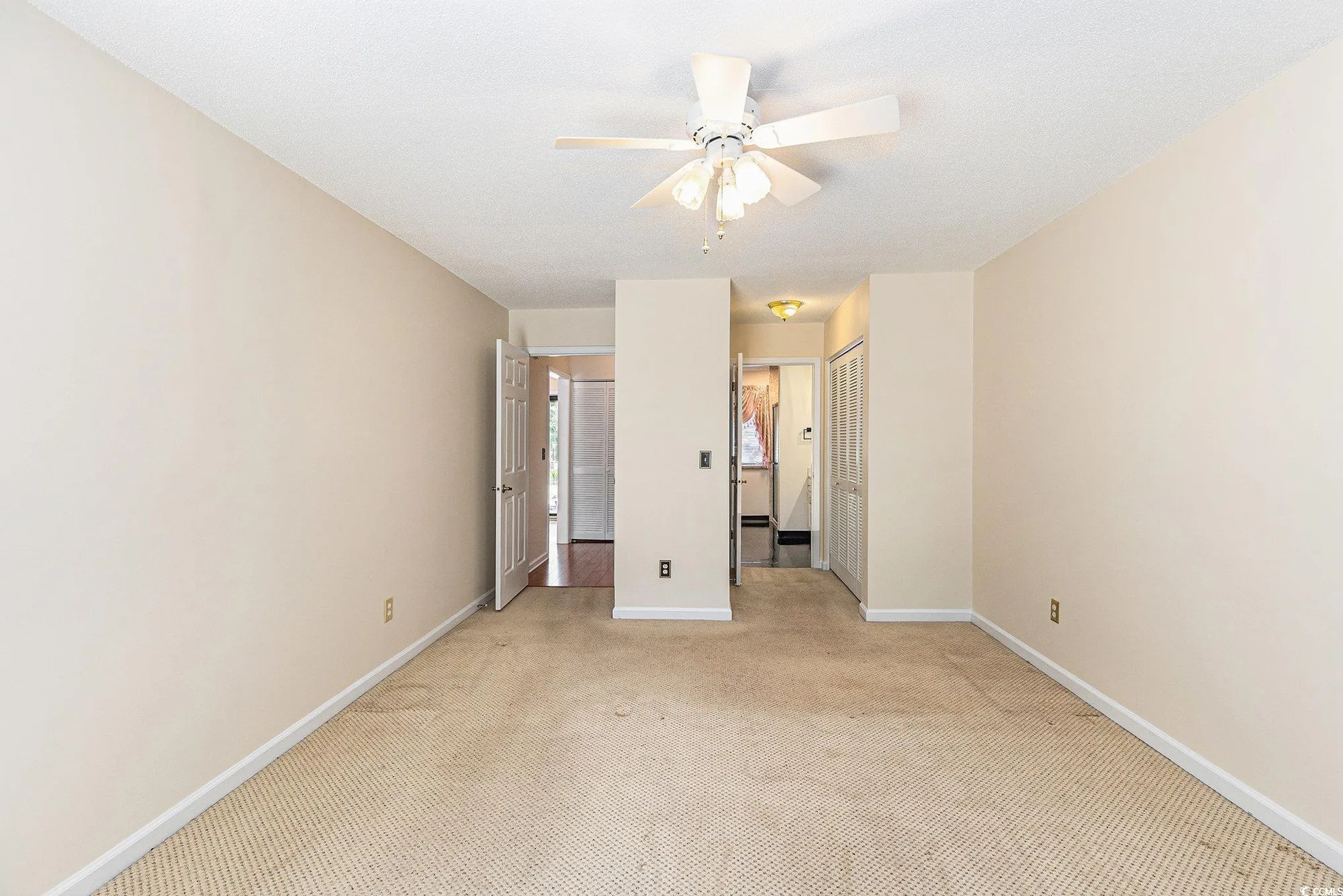 Property Slideshow image 26 of 37 | 137 hickory dr, Conway, SC, 29526